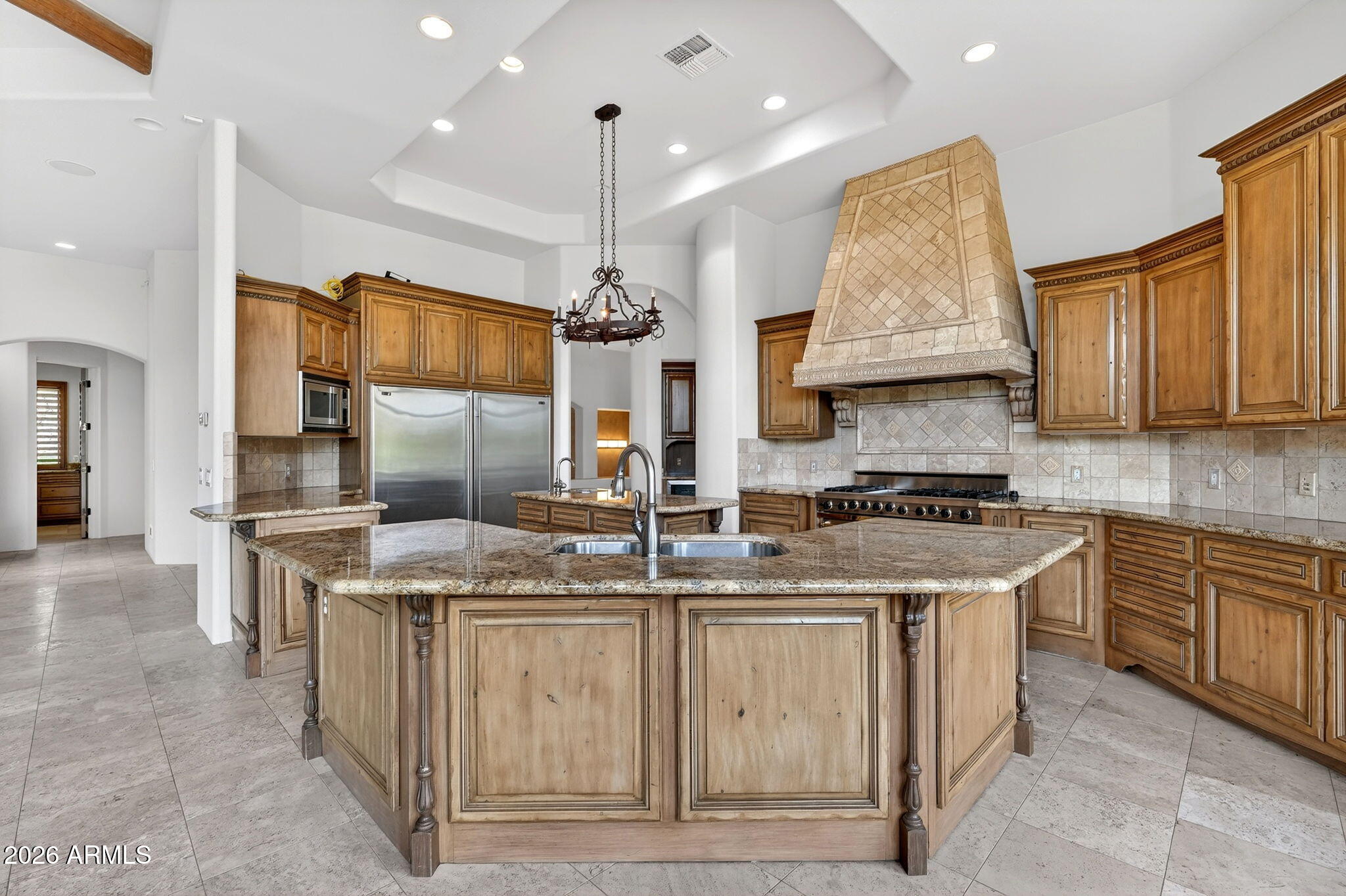 1611 E DESERT WILLOW Drive