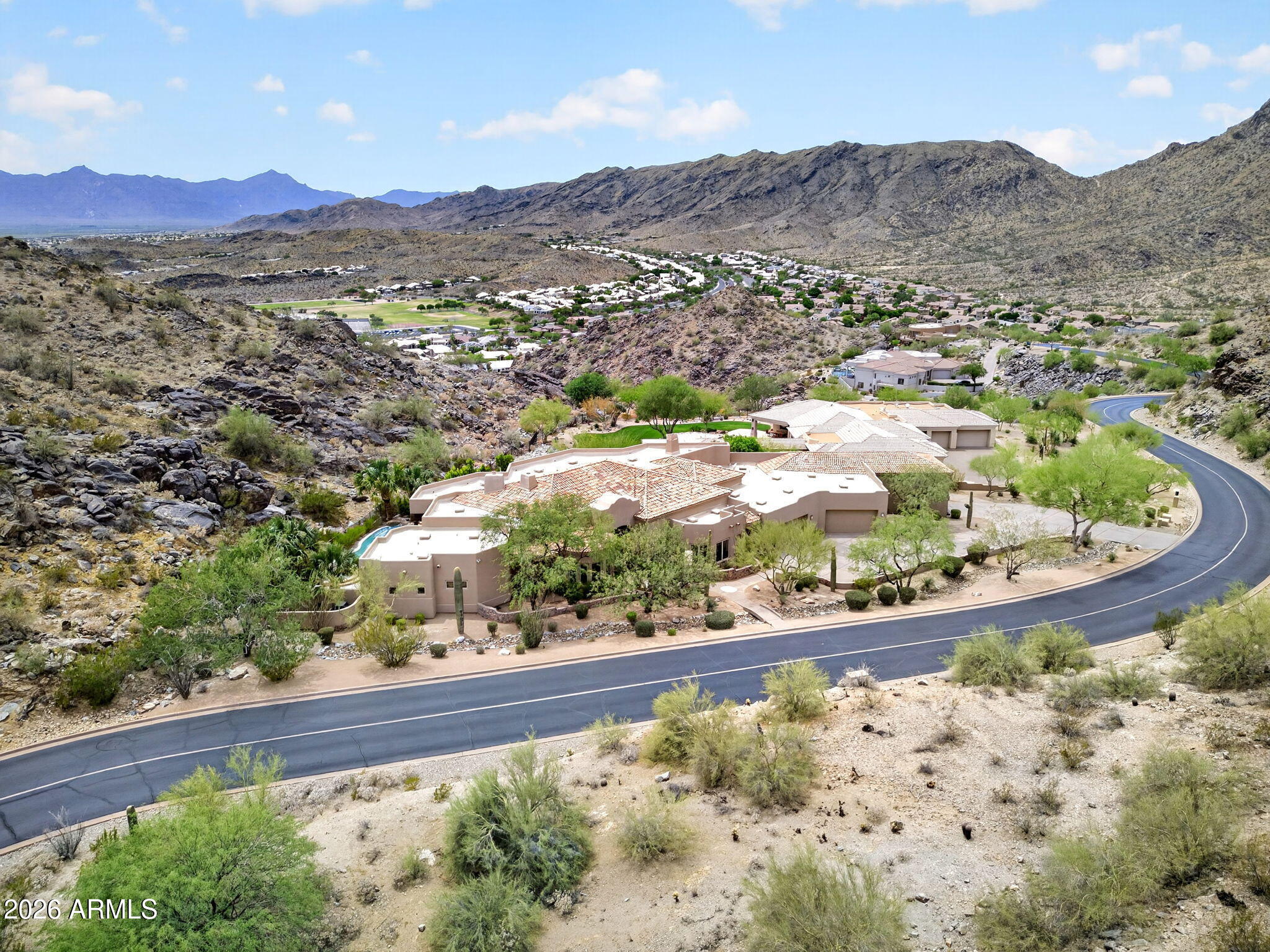 1611 E DESERT WILLOW Drive