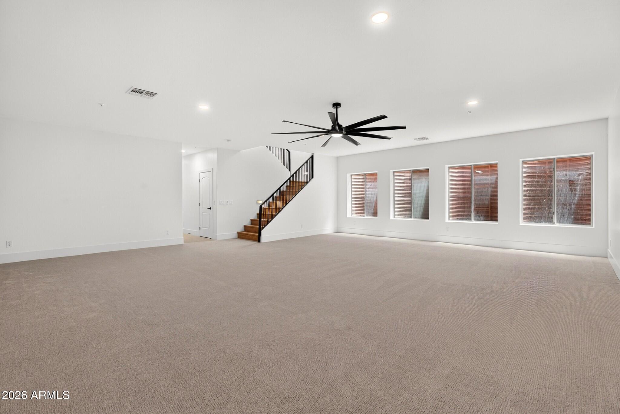 3041 E CAMELLIA Drive
