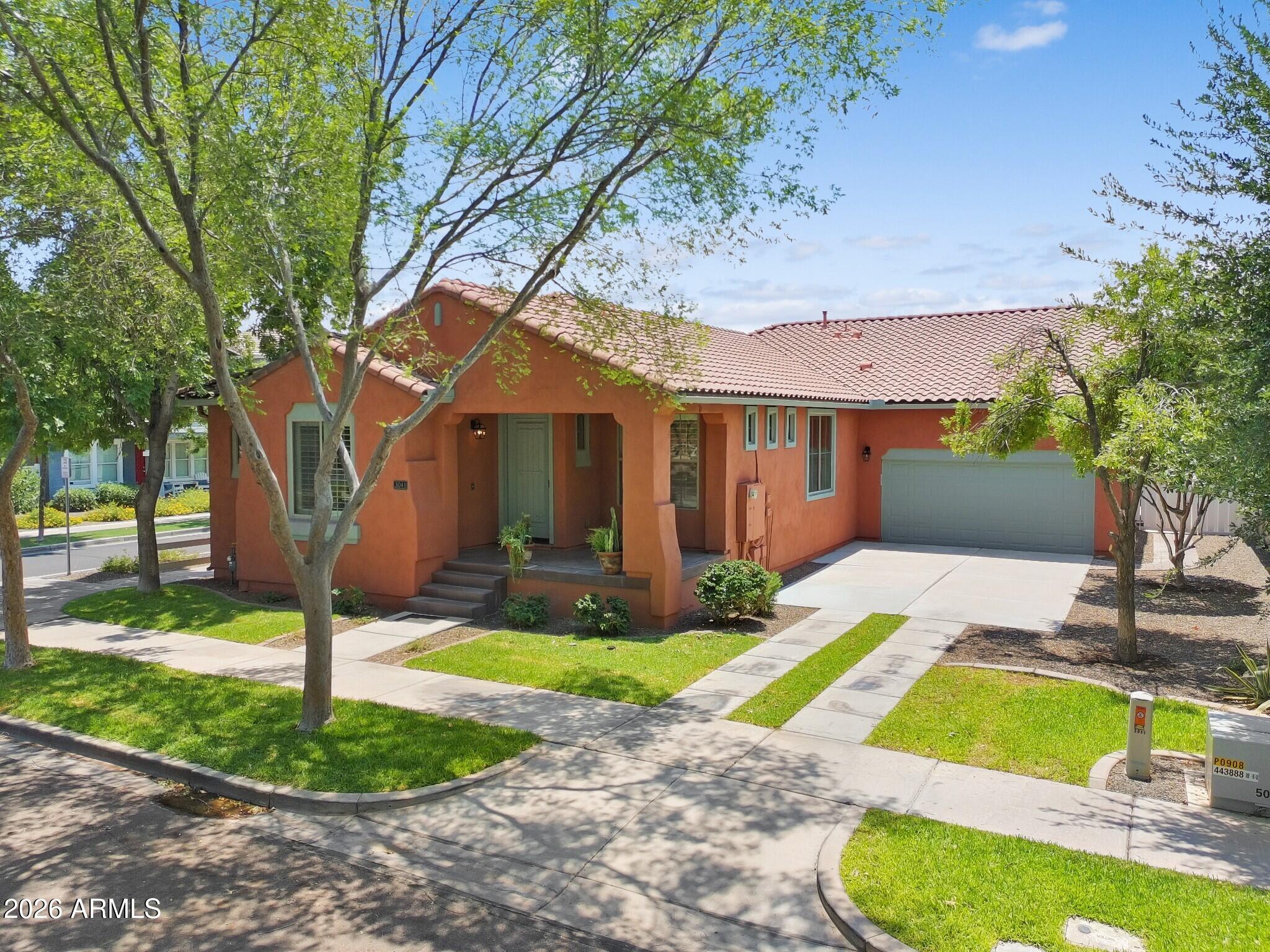 3041 E CAMELLIA Drive