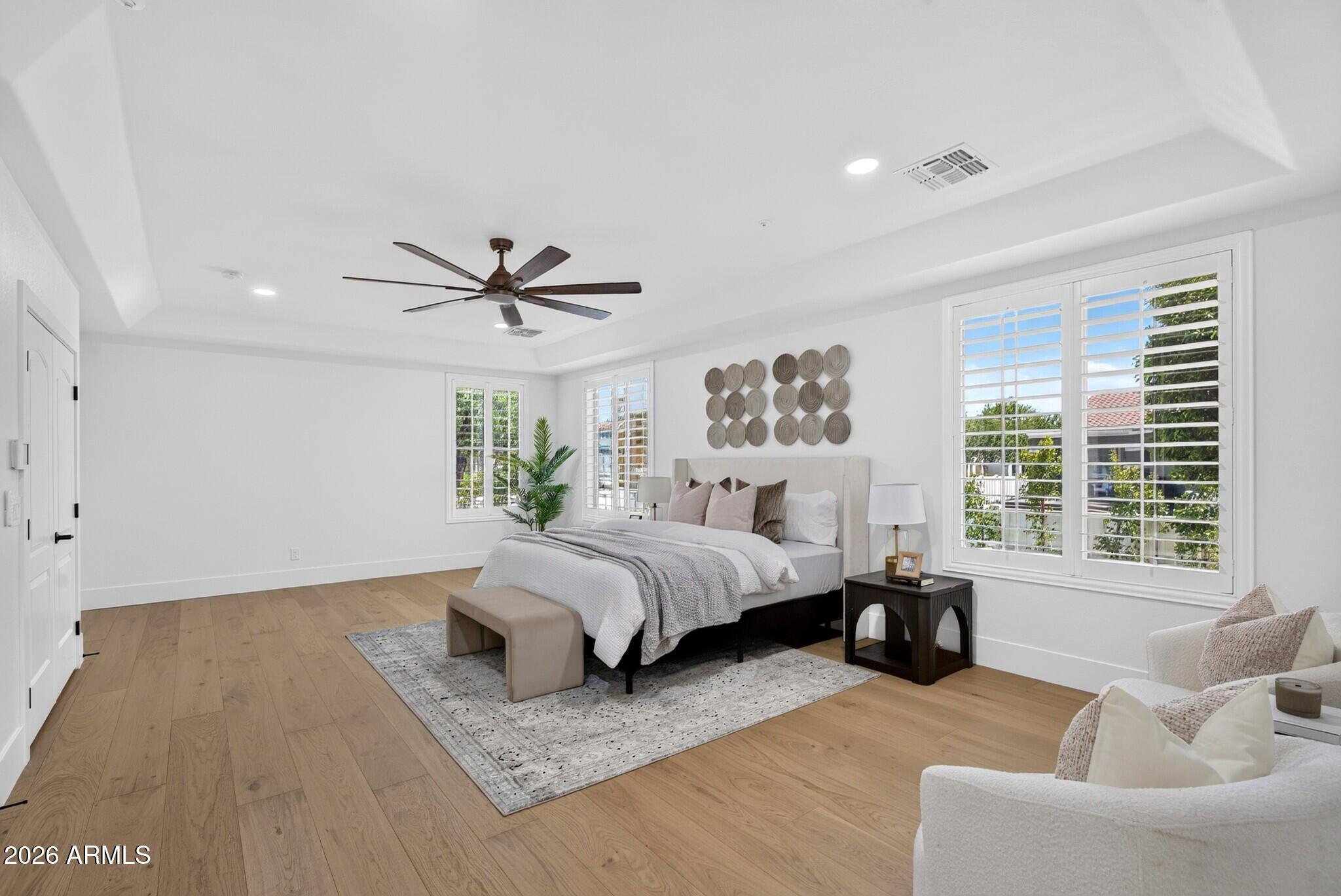 3041 E CAMELLIA Drive