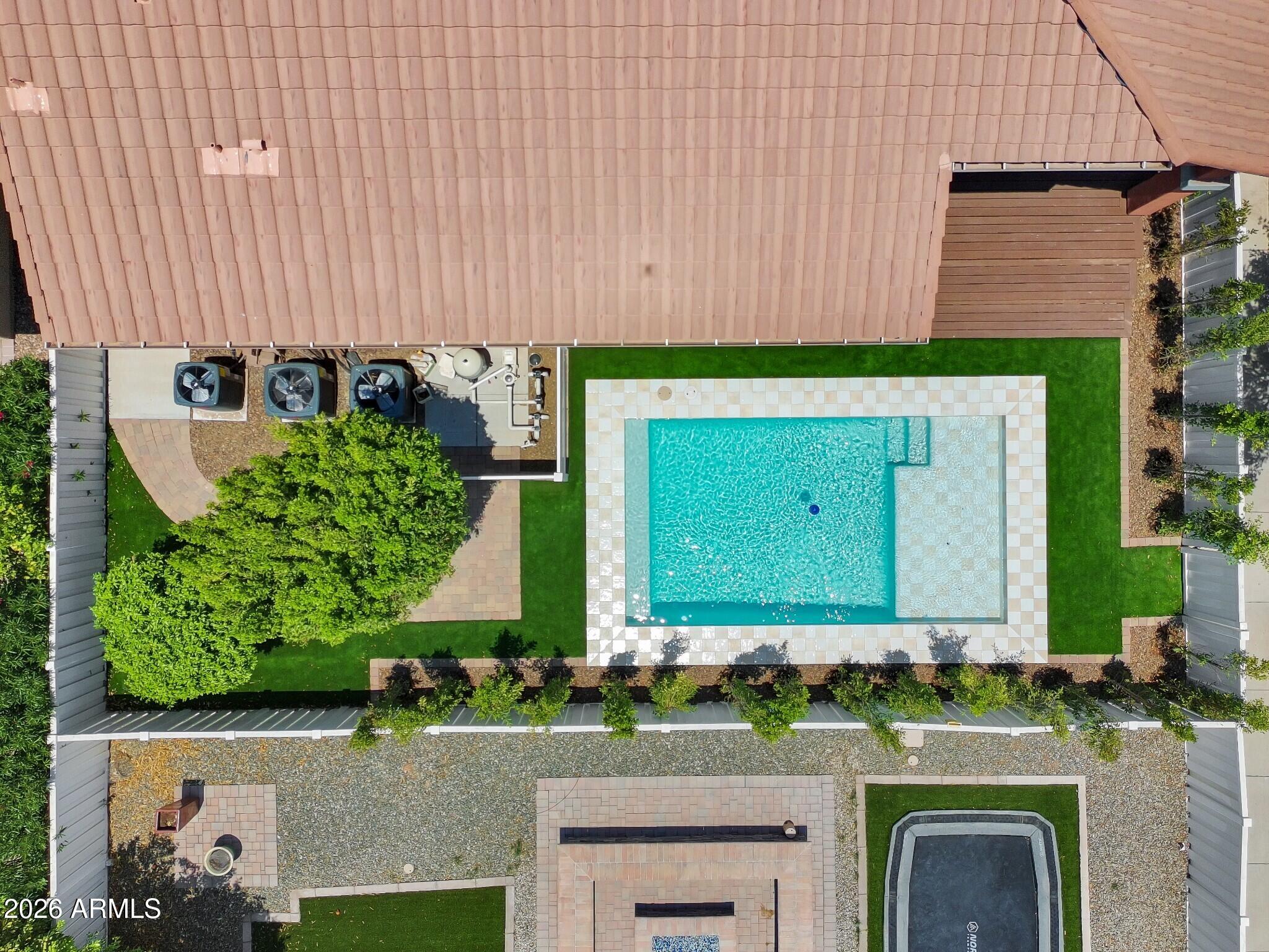 3041 E CAMELLIA Drive