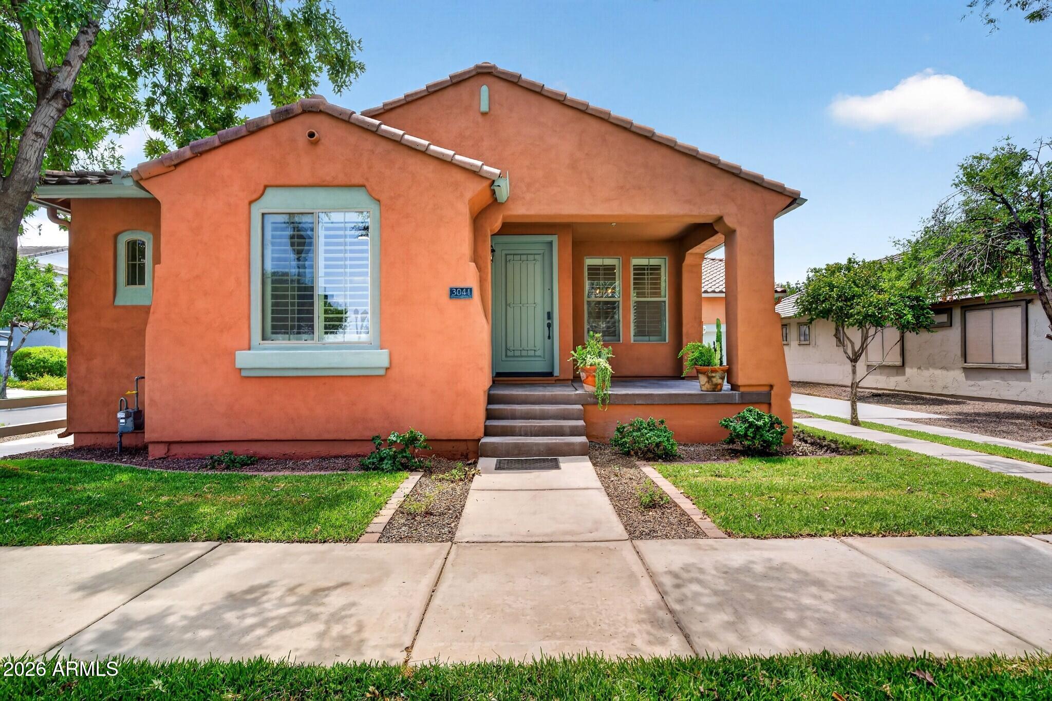 3041 E CAMELLIA Drive
