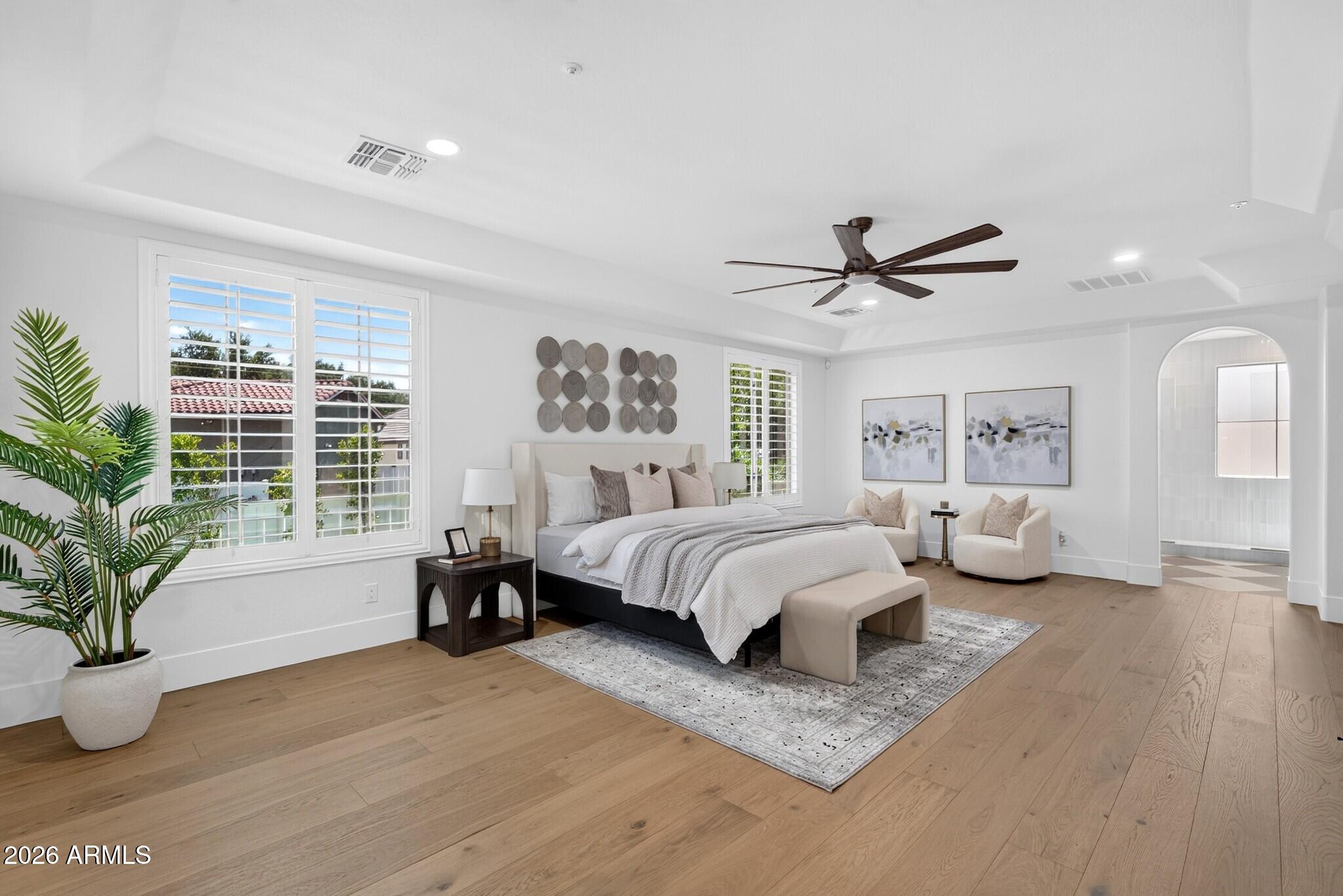 3041 E CAMELLIA Drive