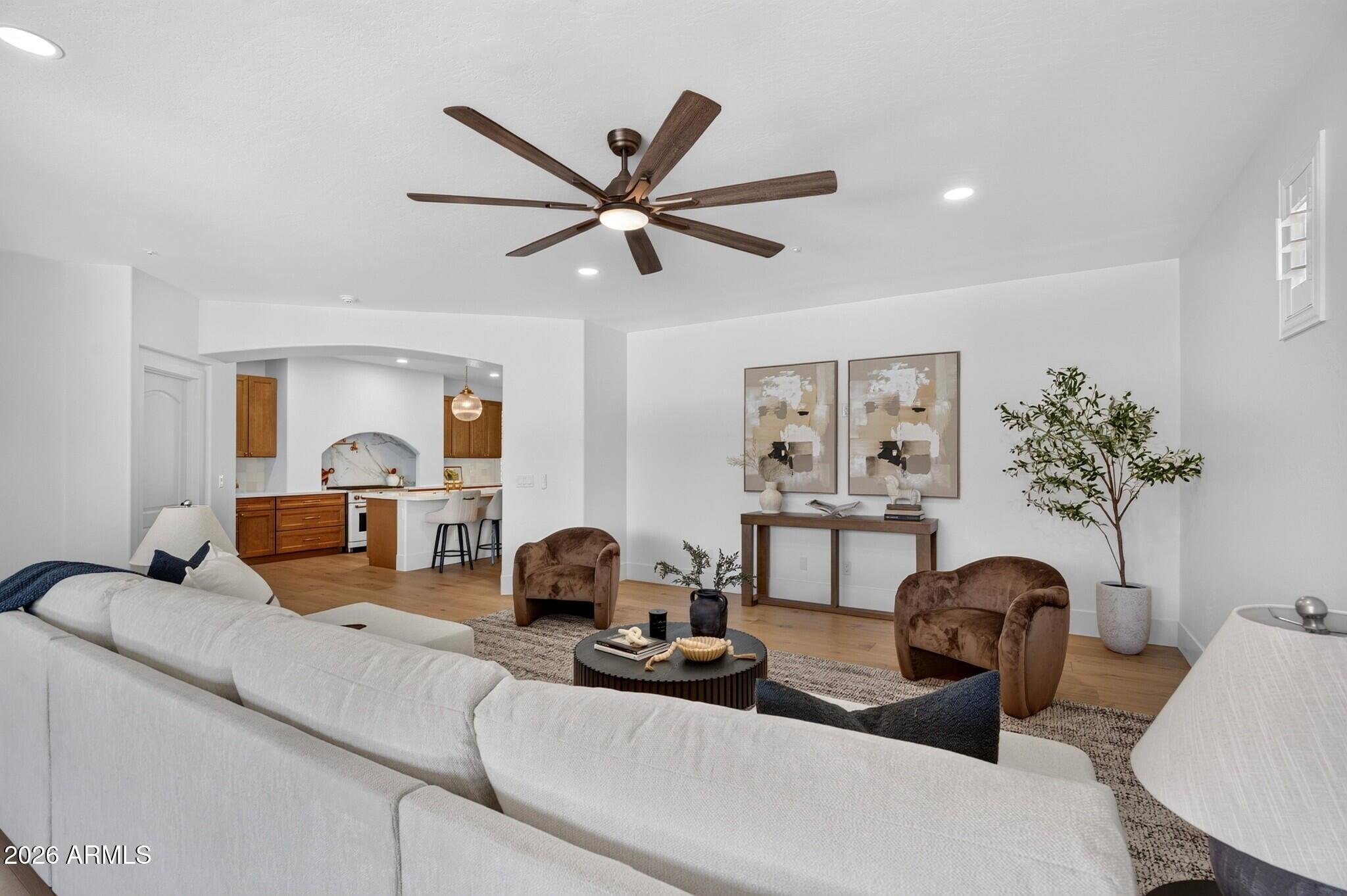 3041 E CAMELLIA Drive