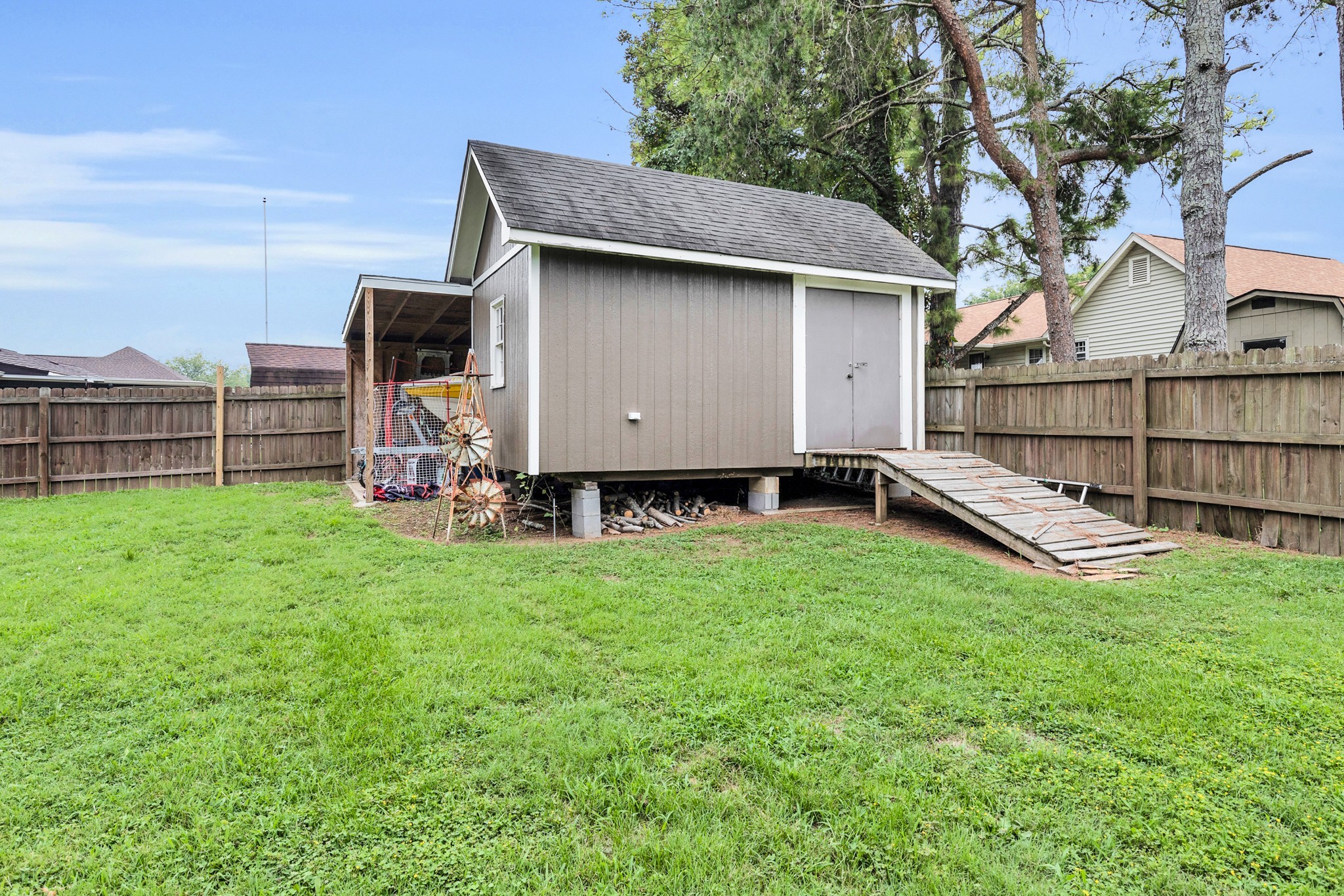 4011 Shenandoah Dr