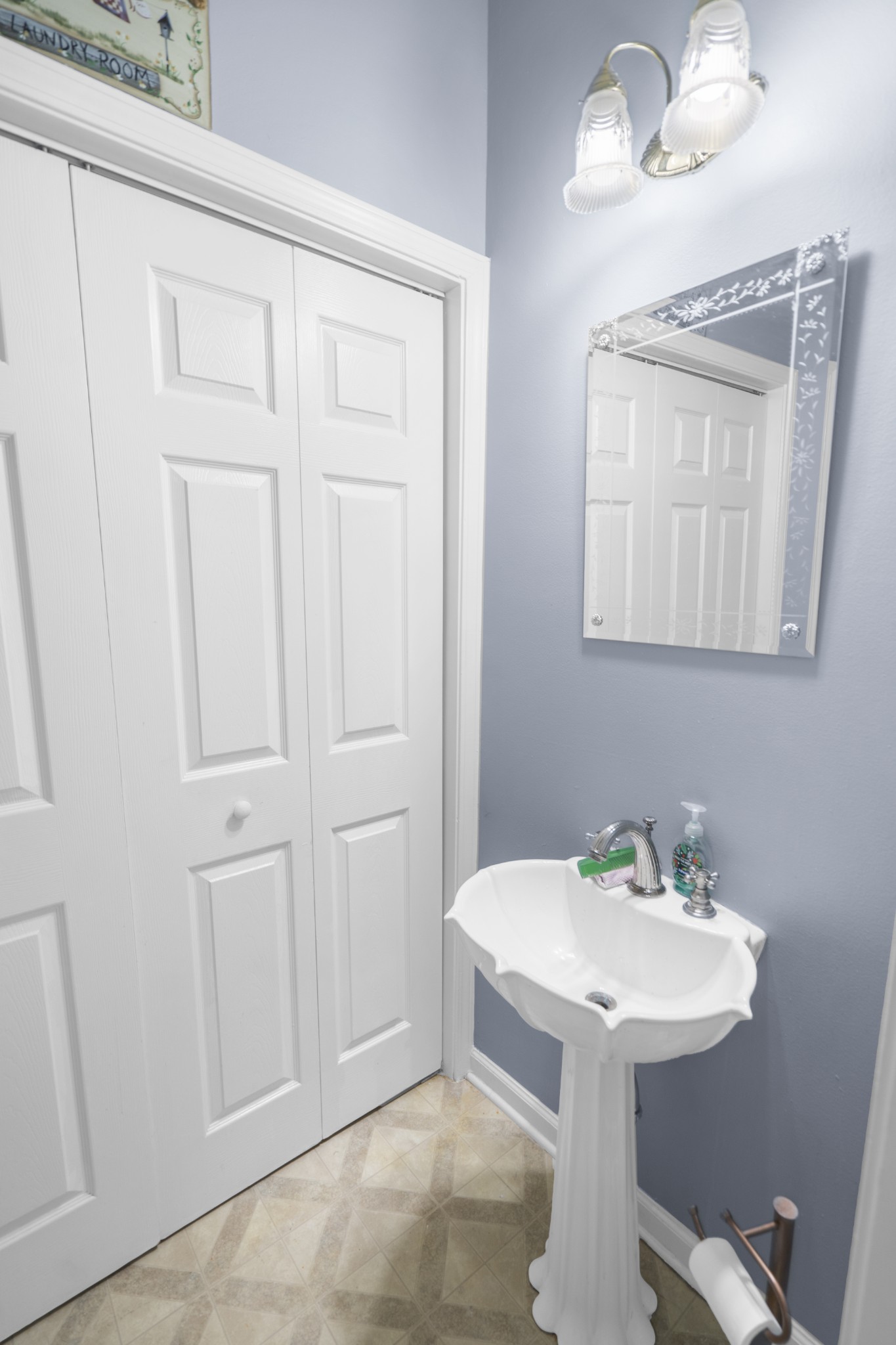 2133 Forge Ridge Cir