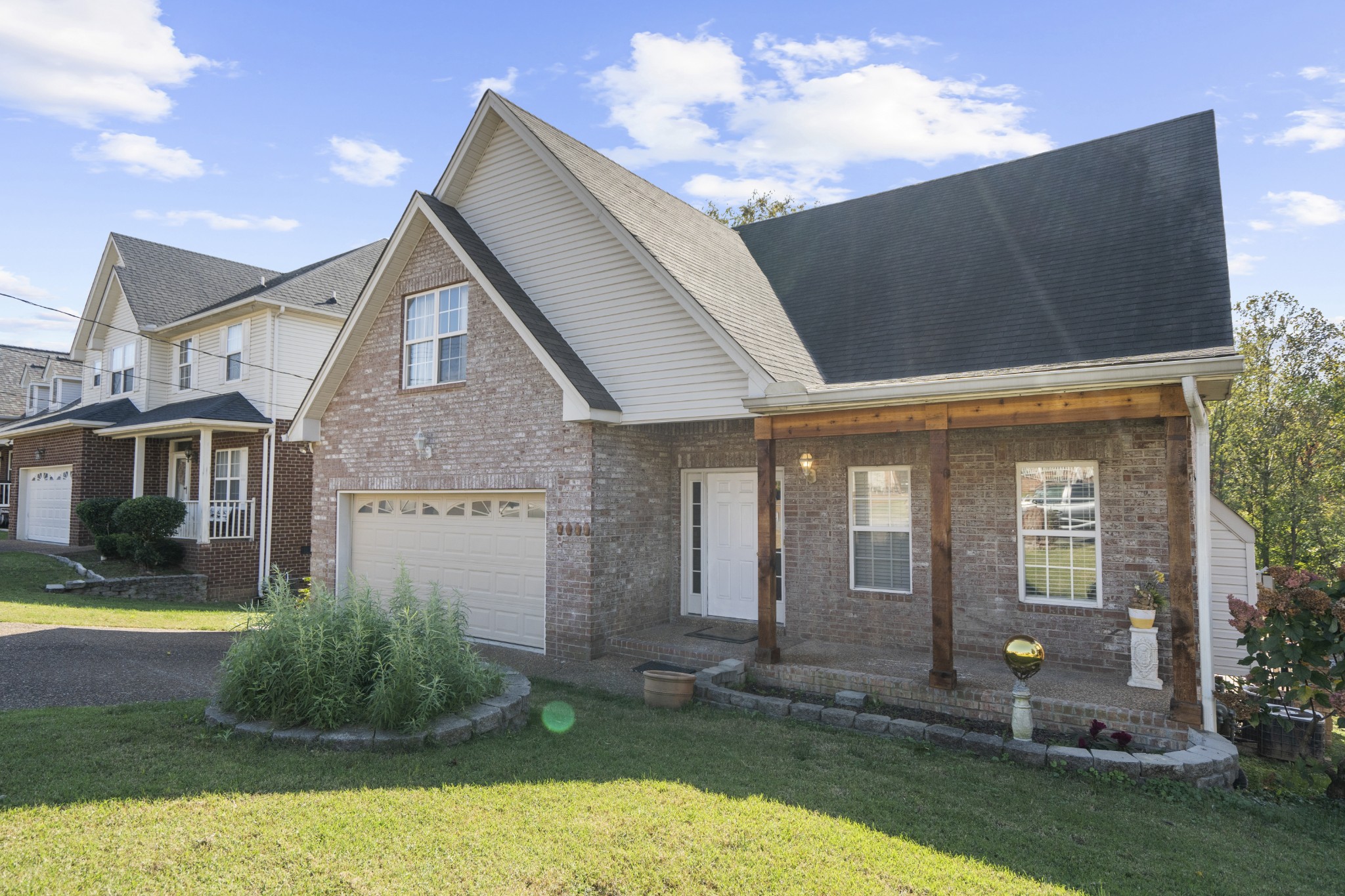 2133 Forge Ridge Cir