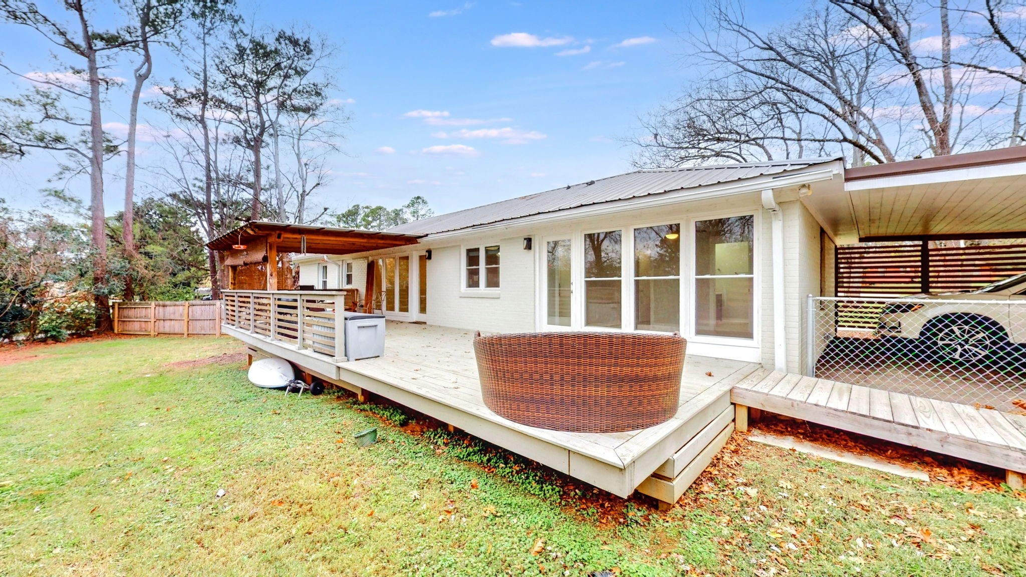 709 Scenic Dr