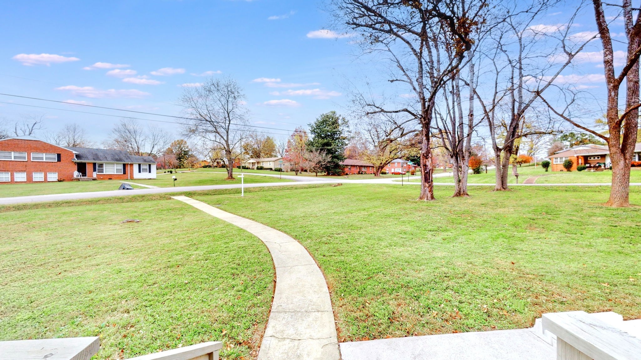 709 Scenic Dr