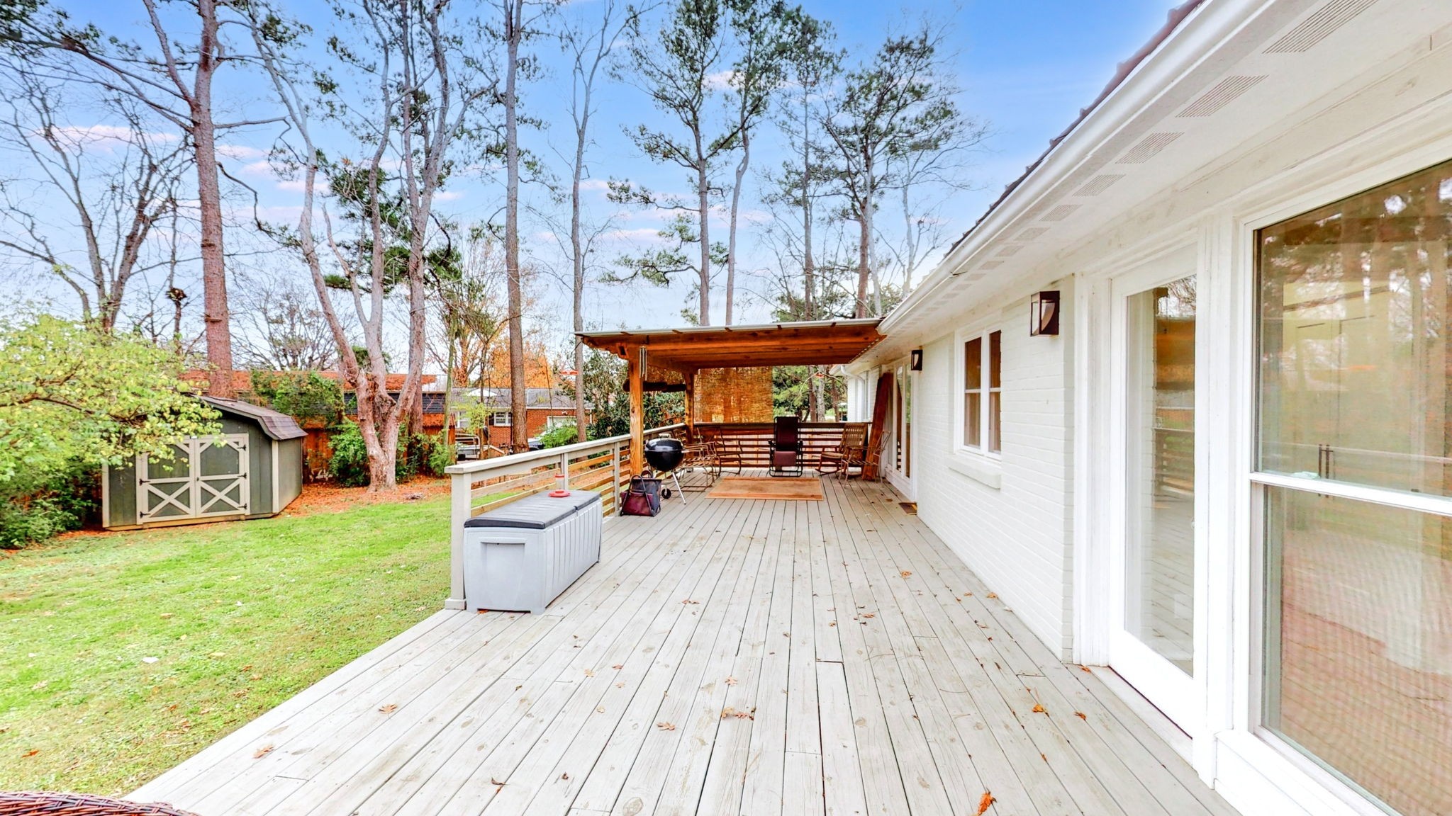 709 Scenic Dr