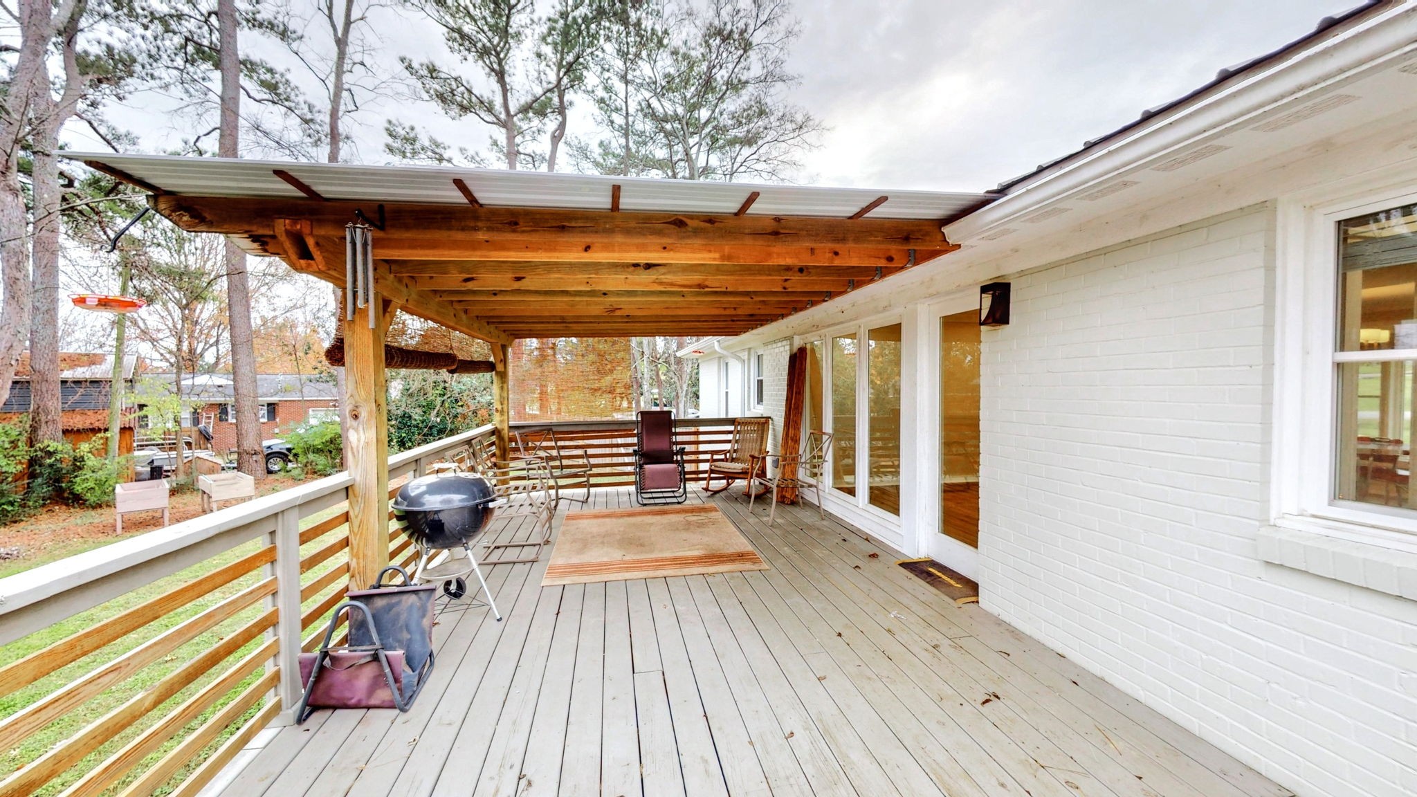 709 Scenic Dr