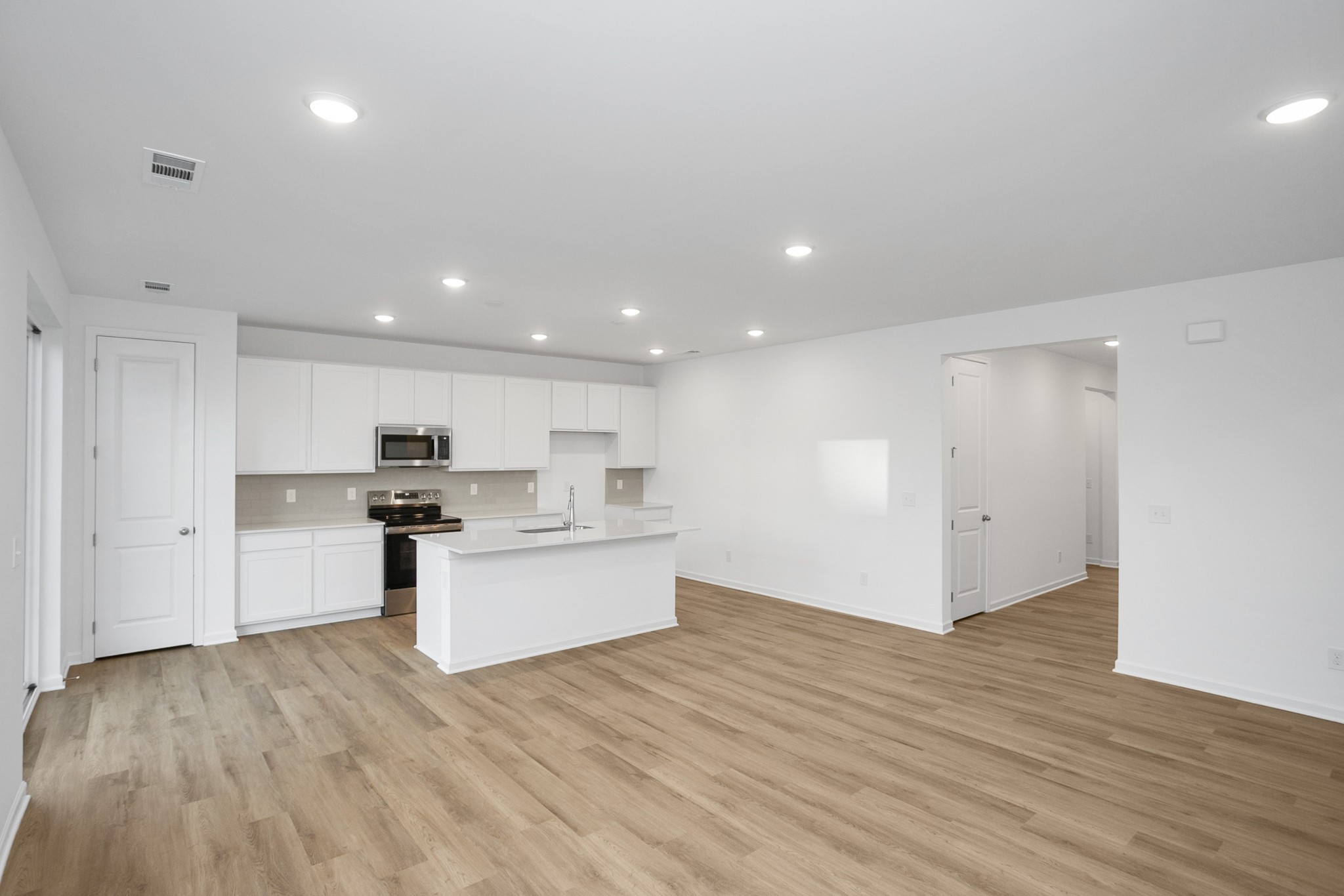 2987 Windstone Trail