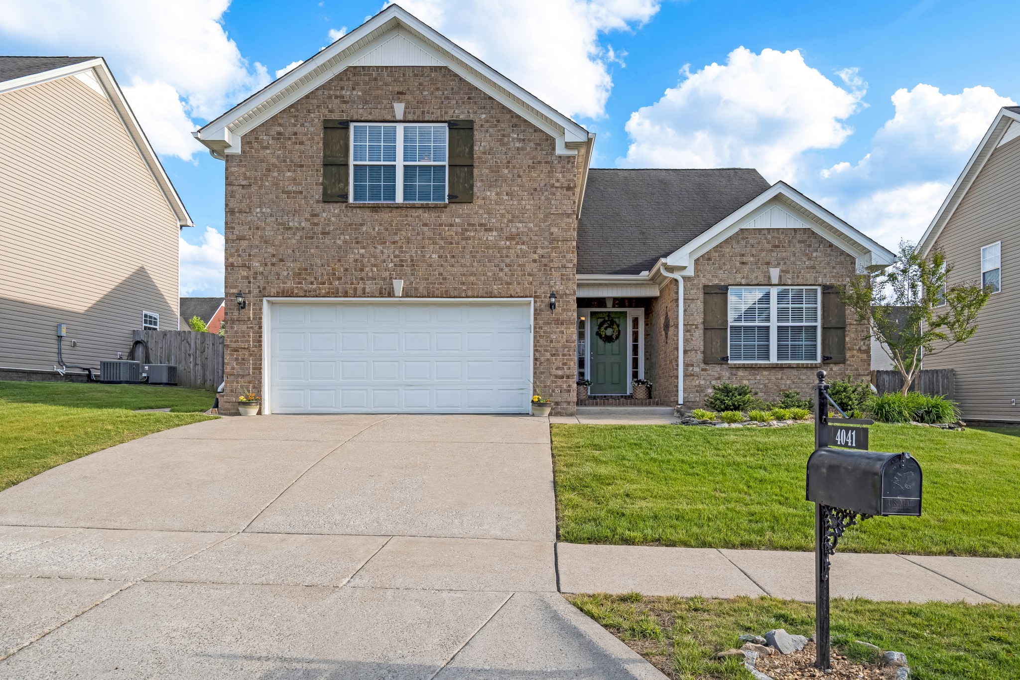 4041 Locerbie Cir