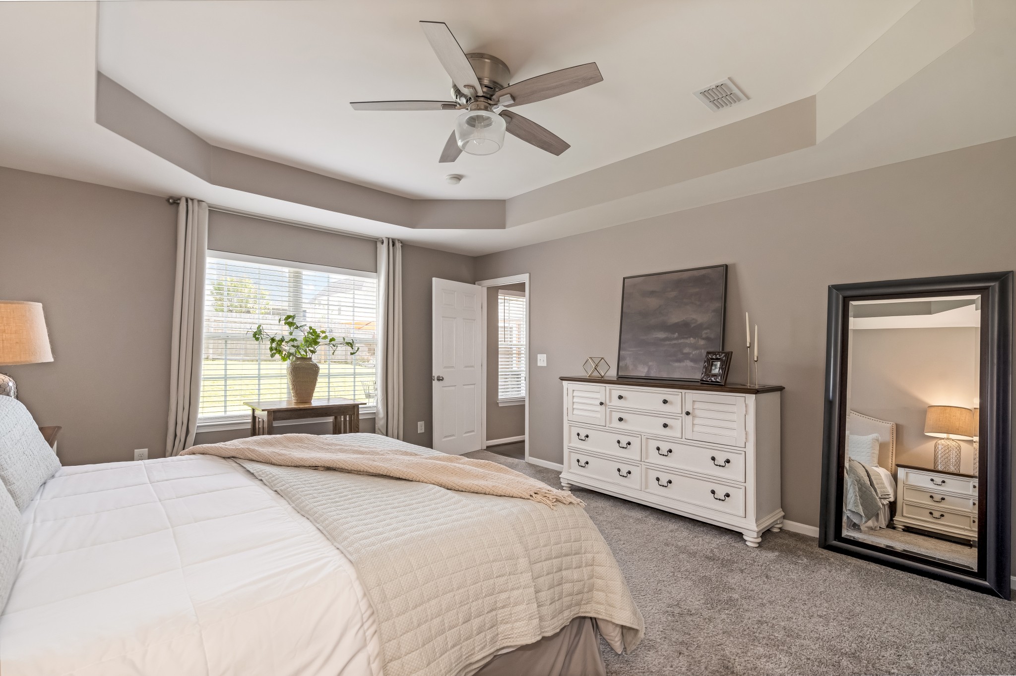4041 Locerbie Cir