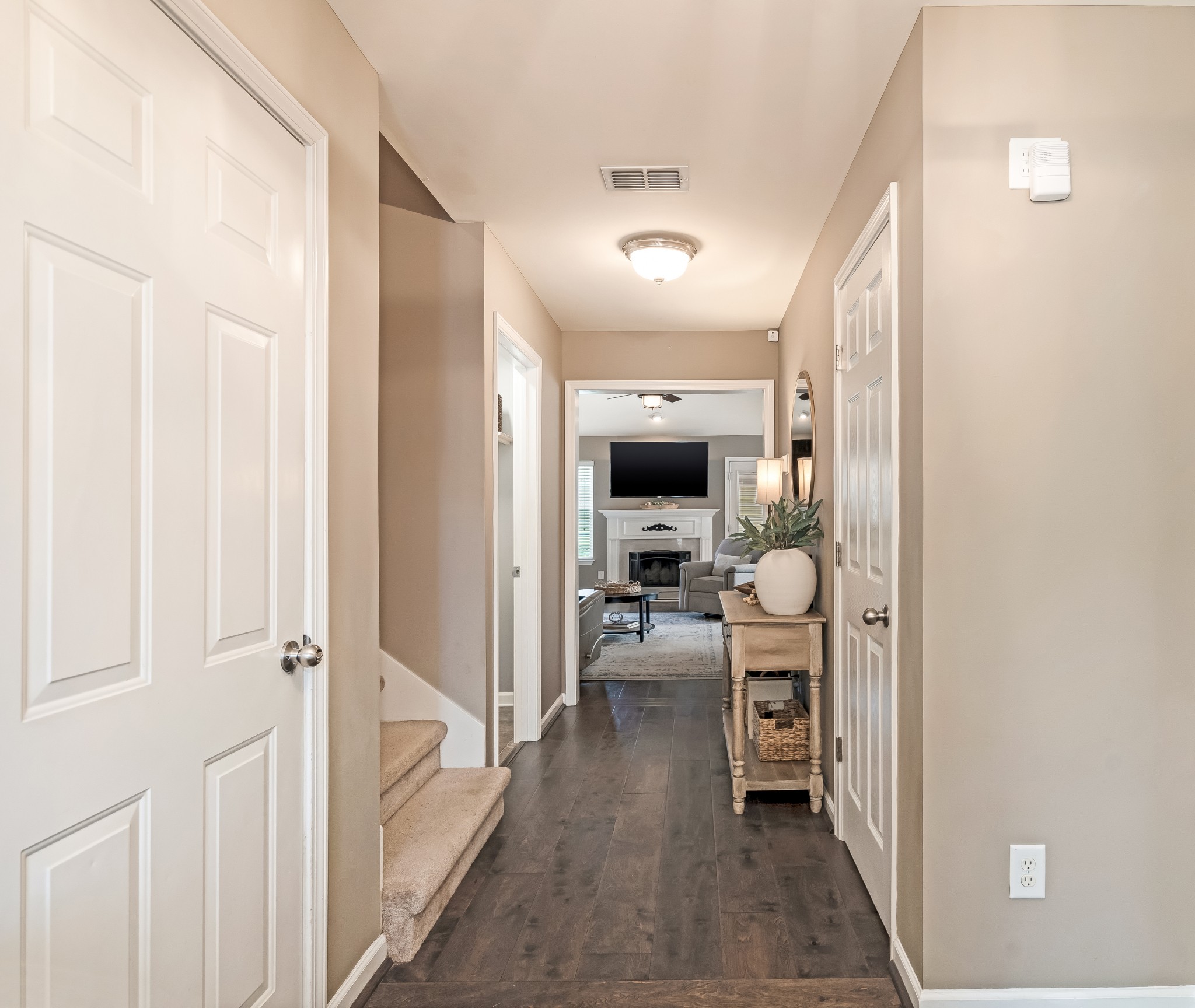 4041 Locerbie Cir