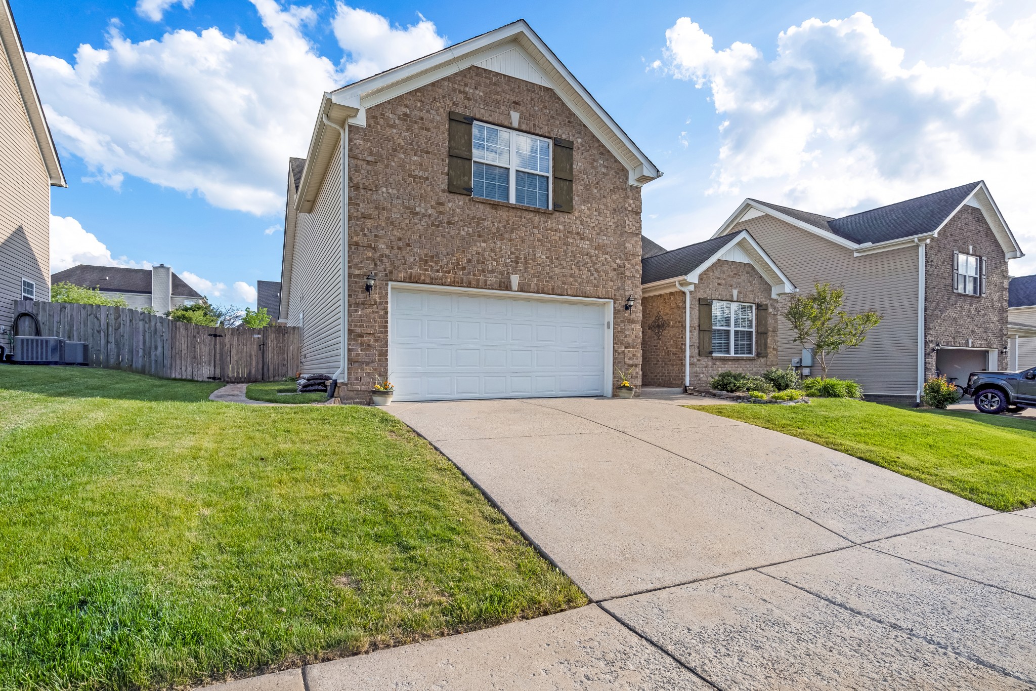 4041 Locerbie Cir