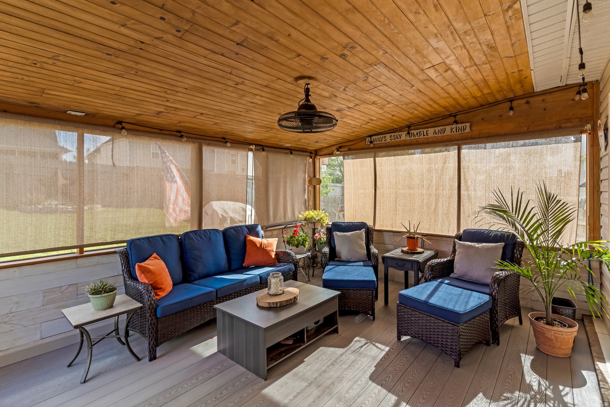 4041 Locerbie Cir