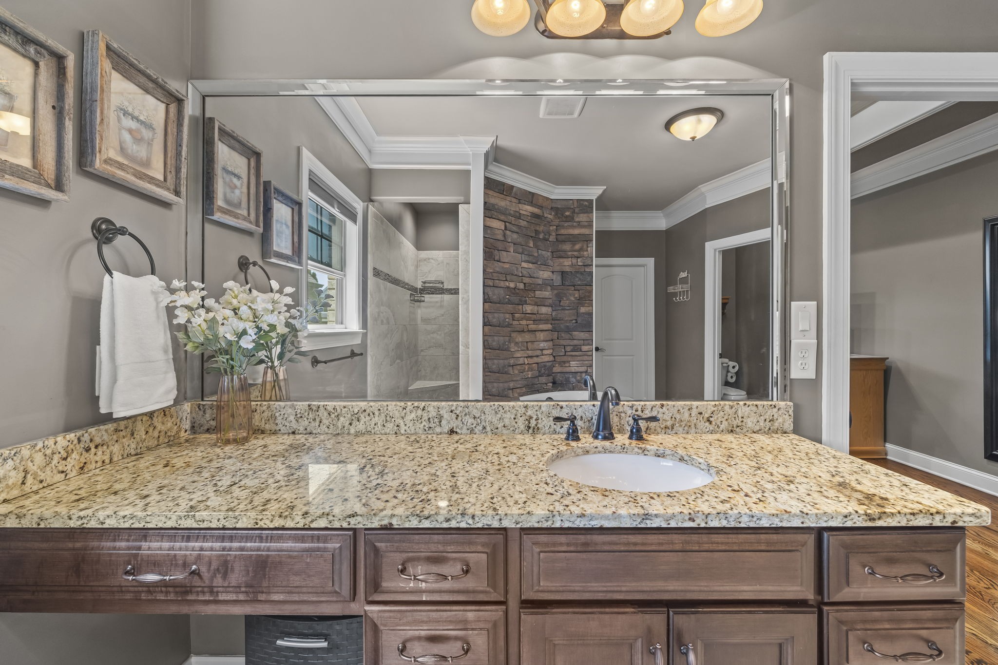 2979 Stewart Campbell Pt