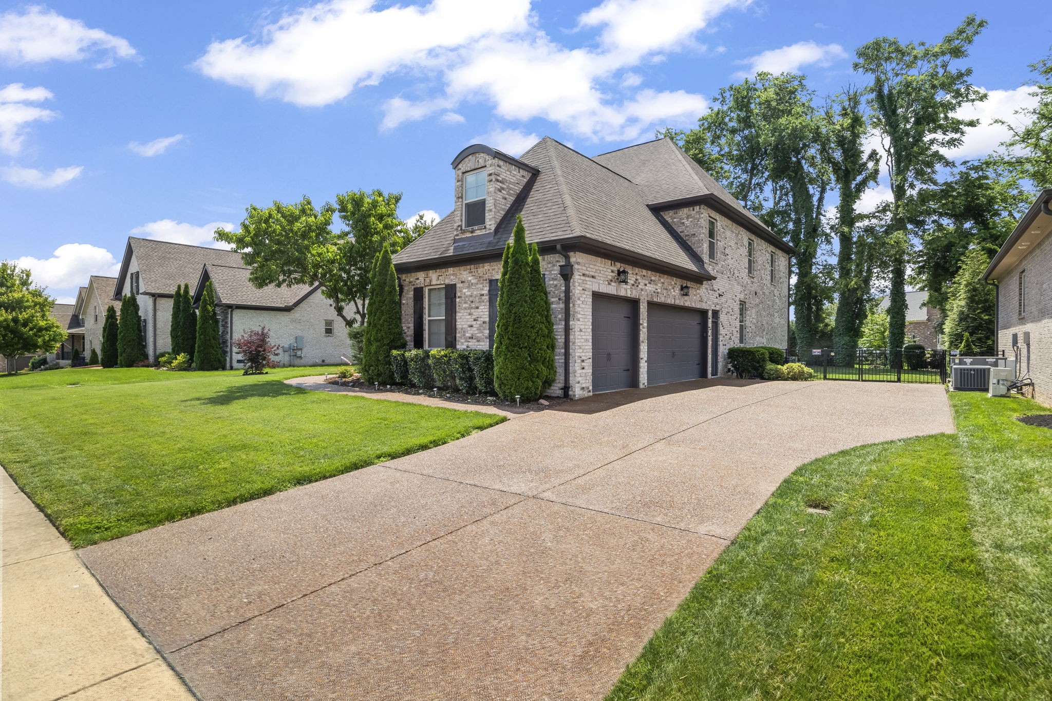 2979 Stewart Campbell Pt