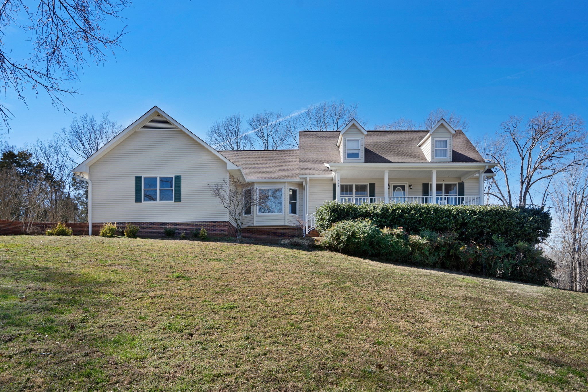 844 Hickory Ridge Trl