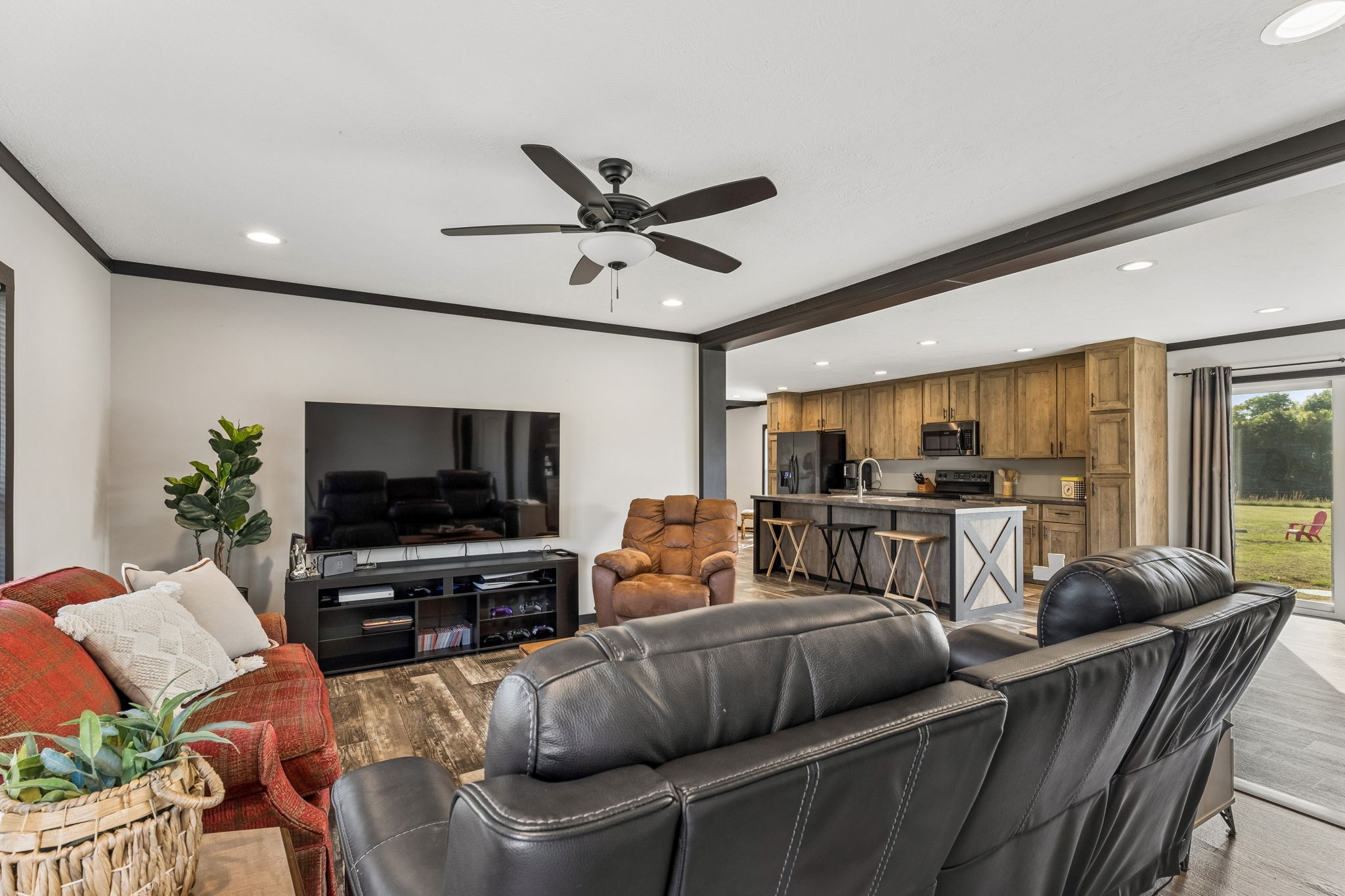 2089 Bear Creek Pike