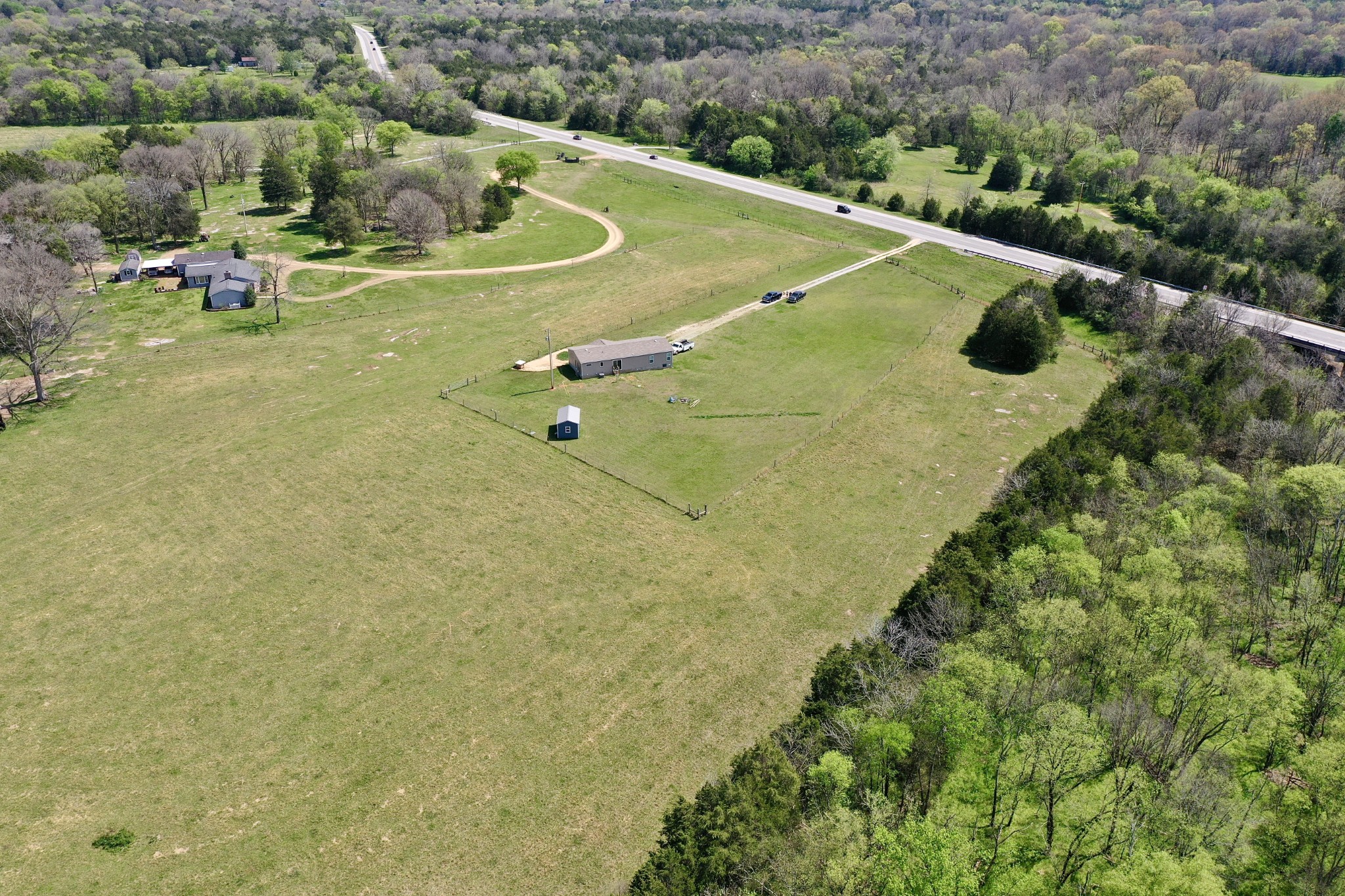 2089 Bear Creek Pike