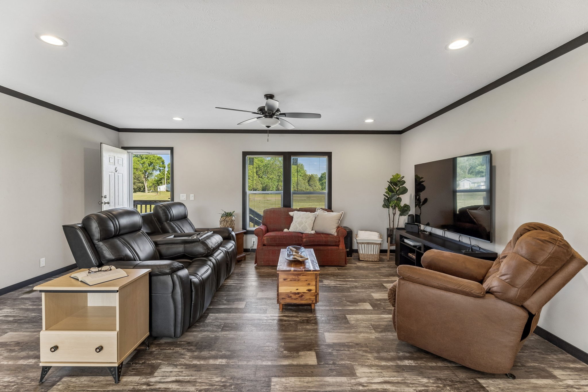 2089 Bear Creek Pike