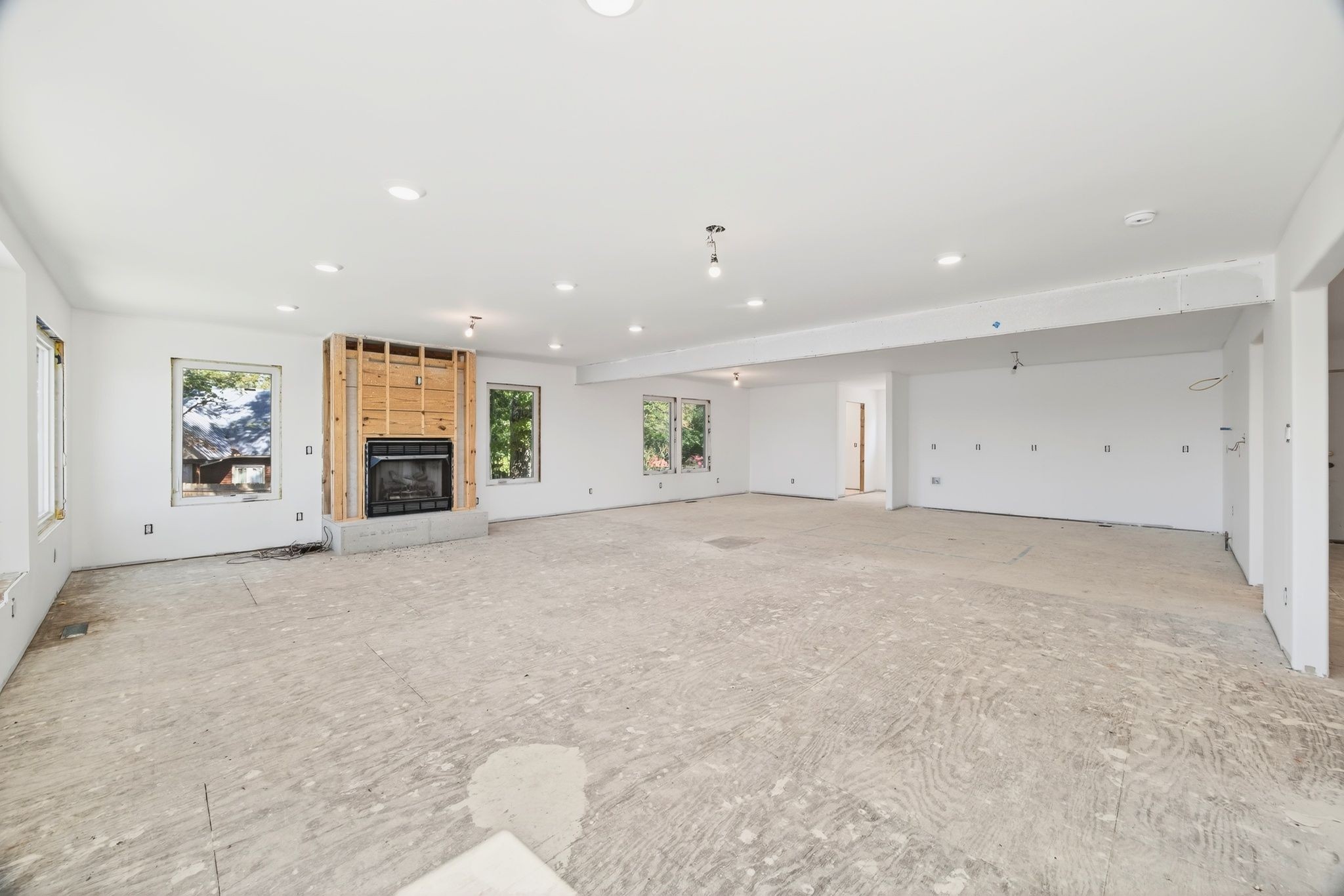 1295 Covenant Cove Ln