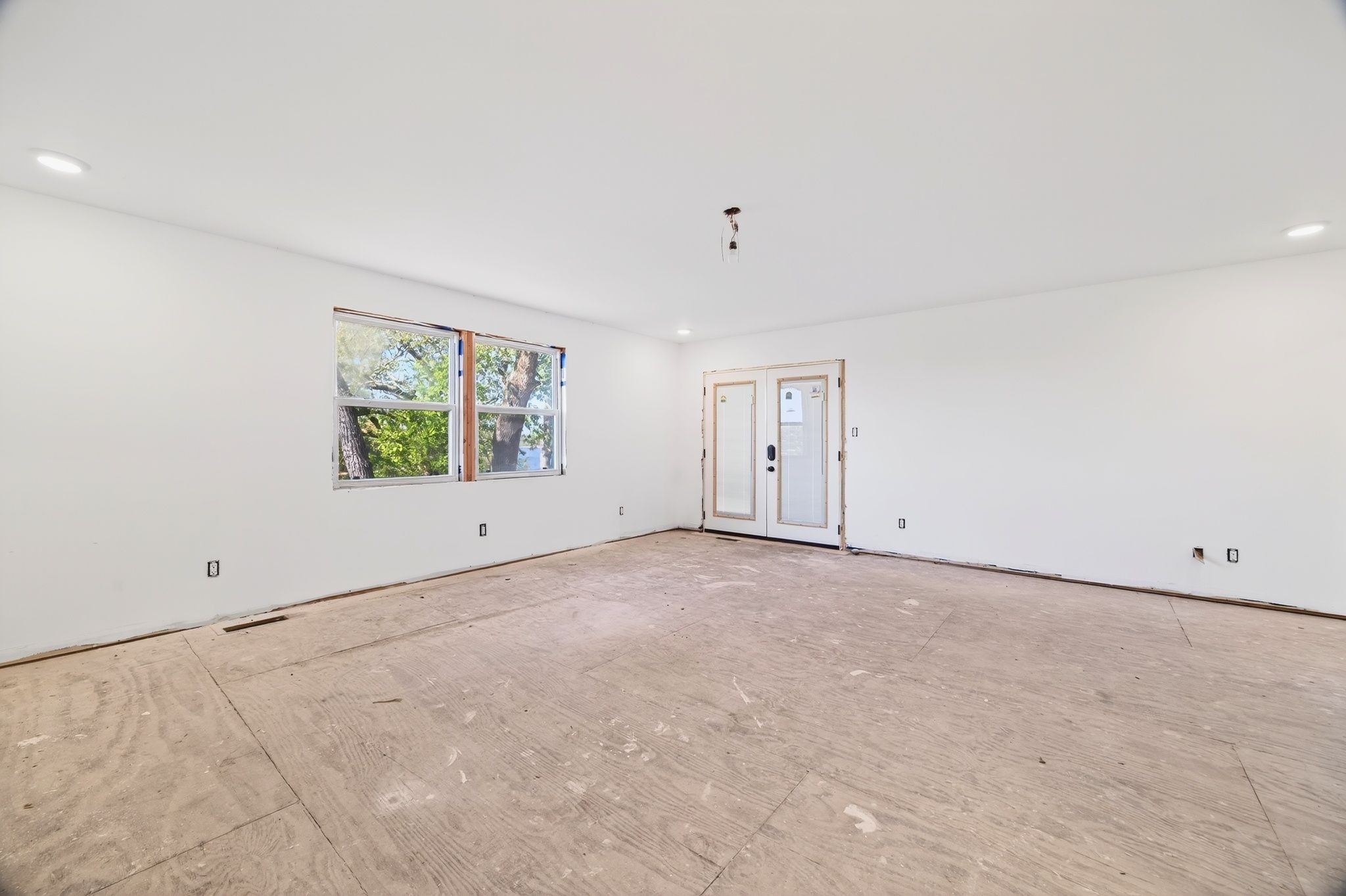 1295 Covenant Cove Ln