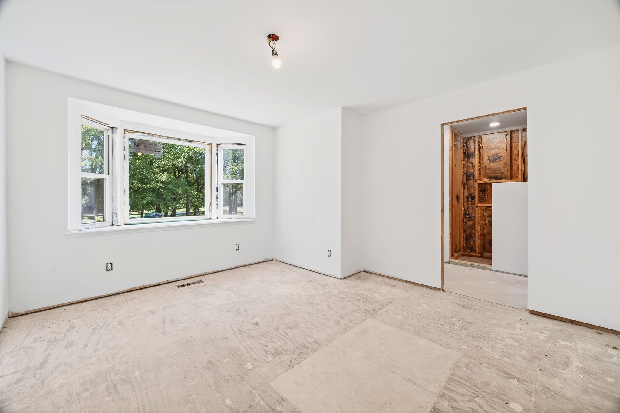 1295 Covenant Cove Ln