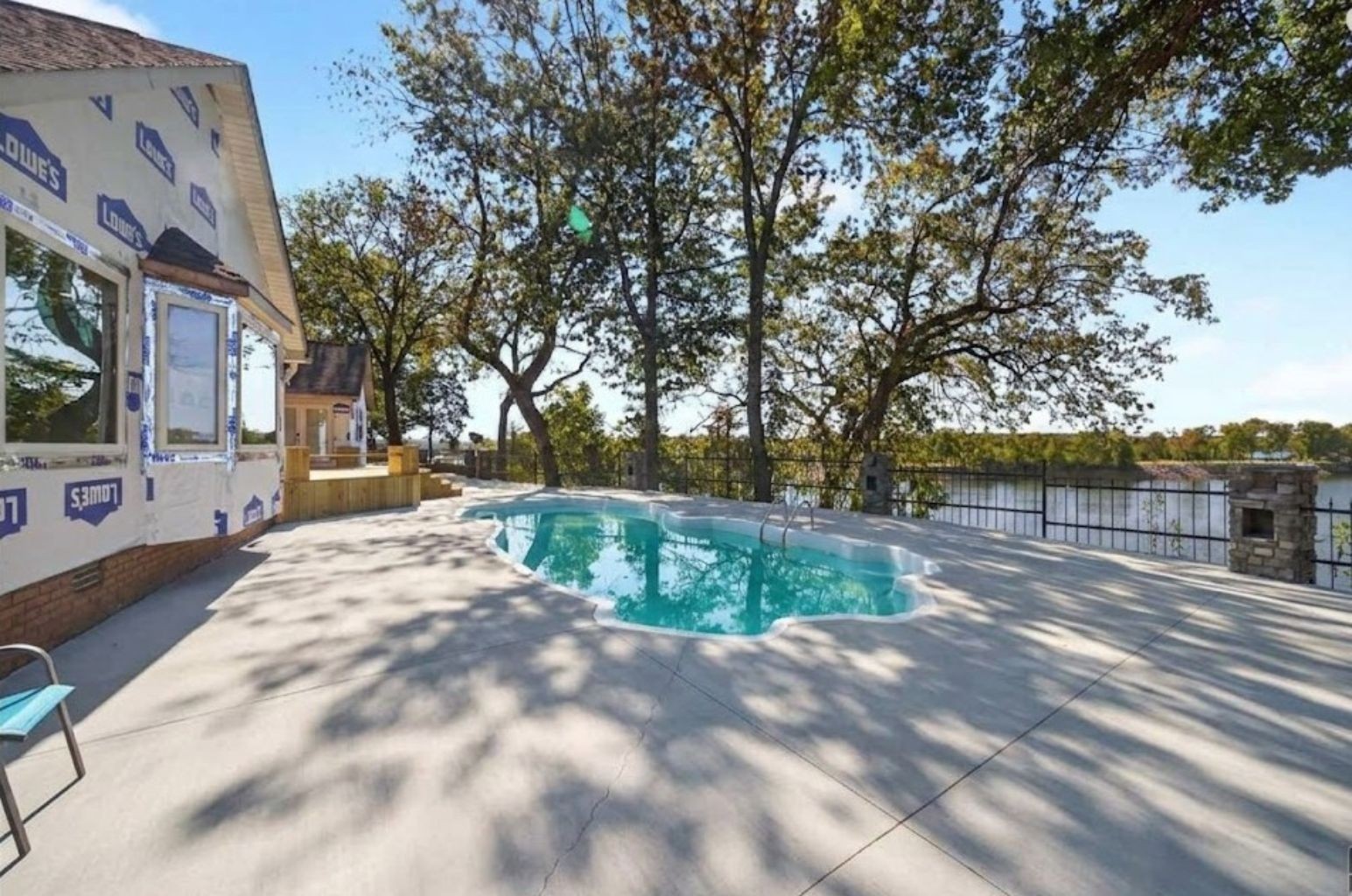 1295 Covenant Cove Ln