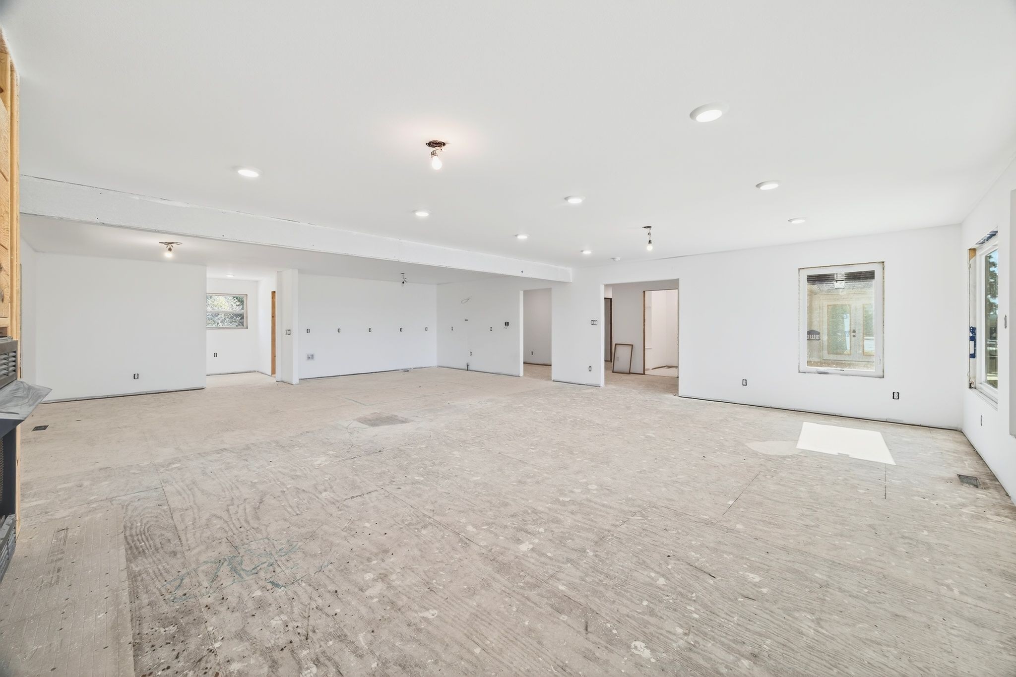 1295 Covenant Cove Ln