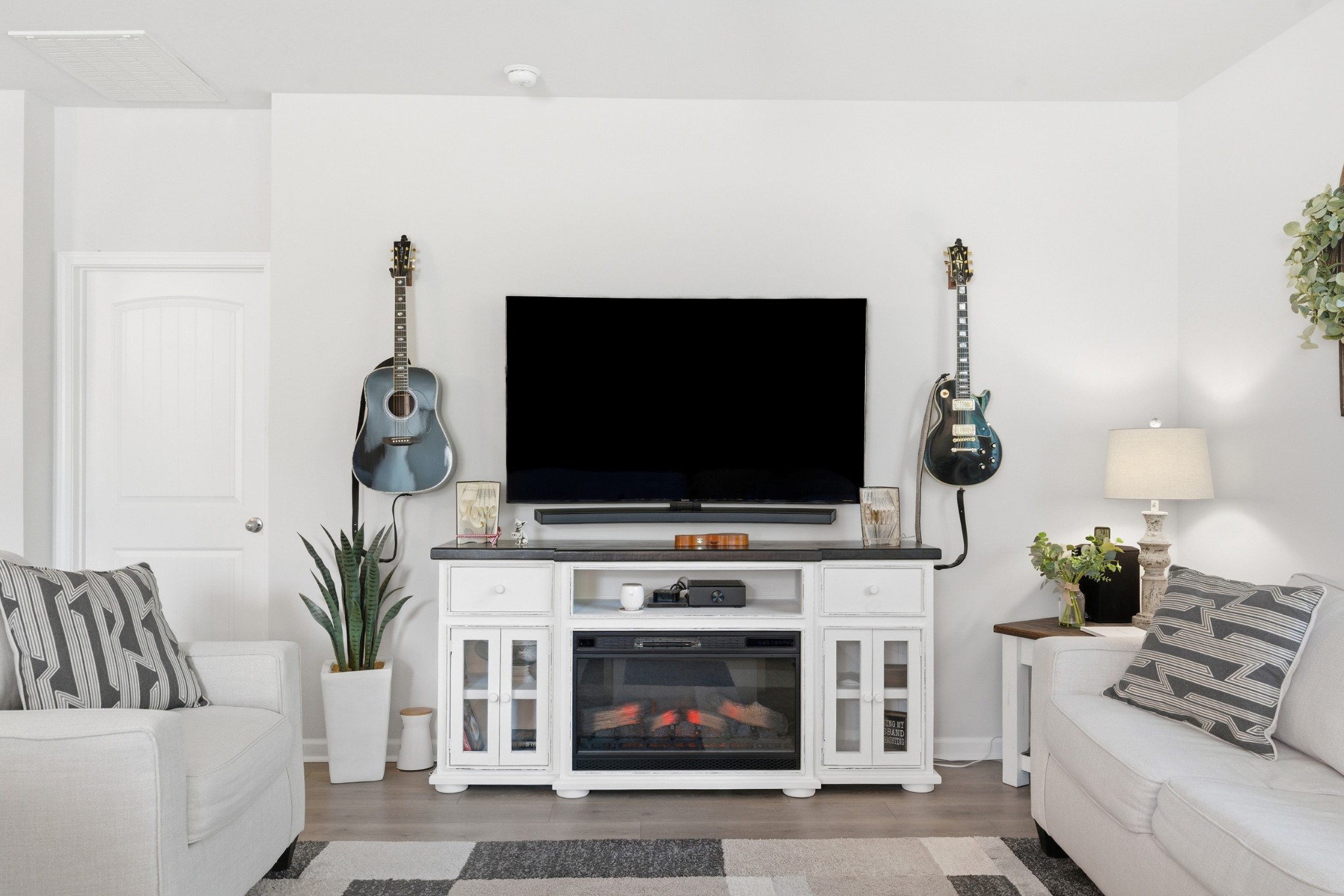 7005 Belmont Dr