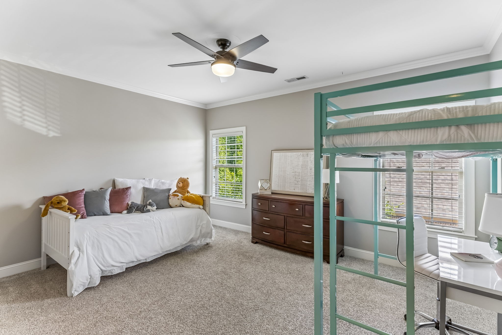 1039 Alice Springs Cir