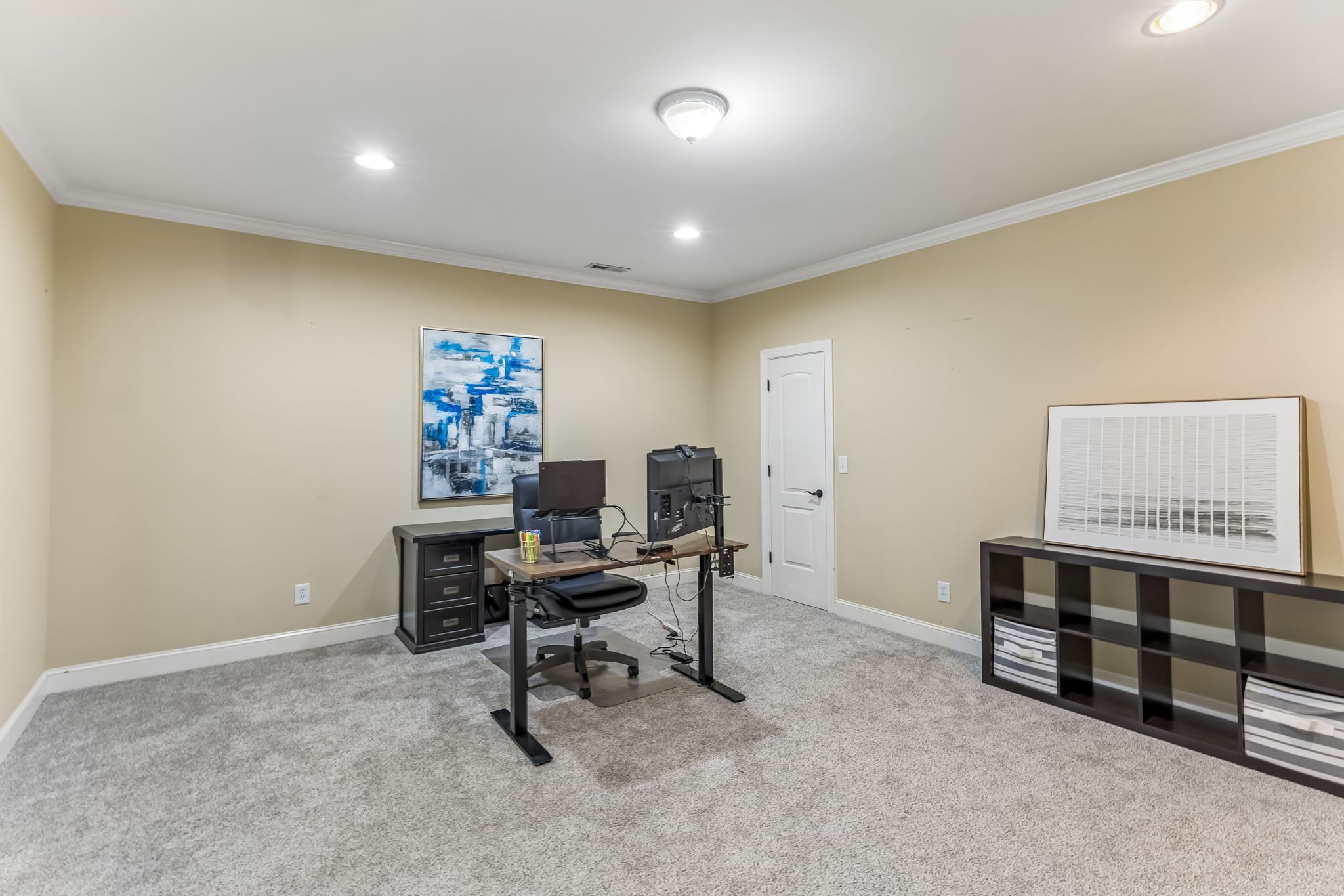 1039 Alice Springs Cir
