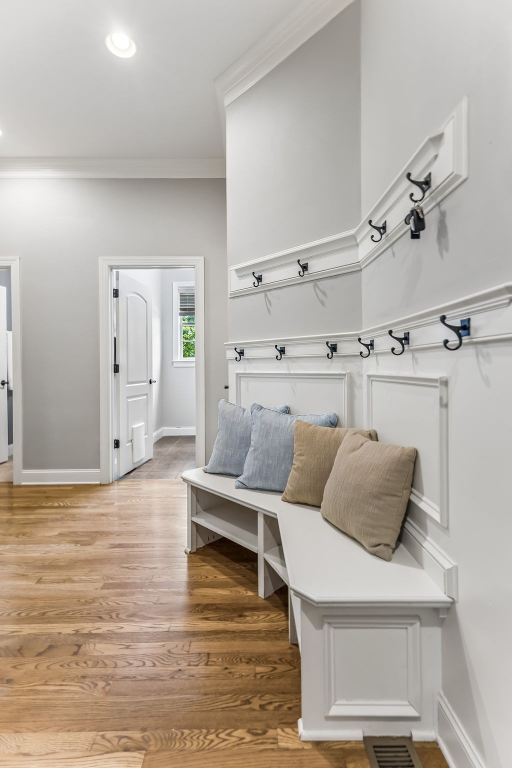 1039 Alice Springs Cir