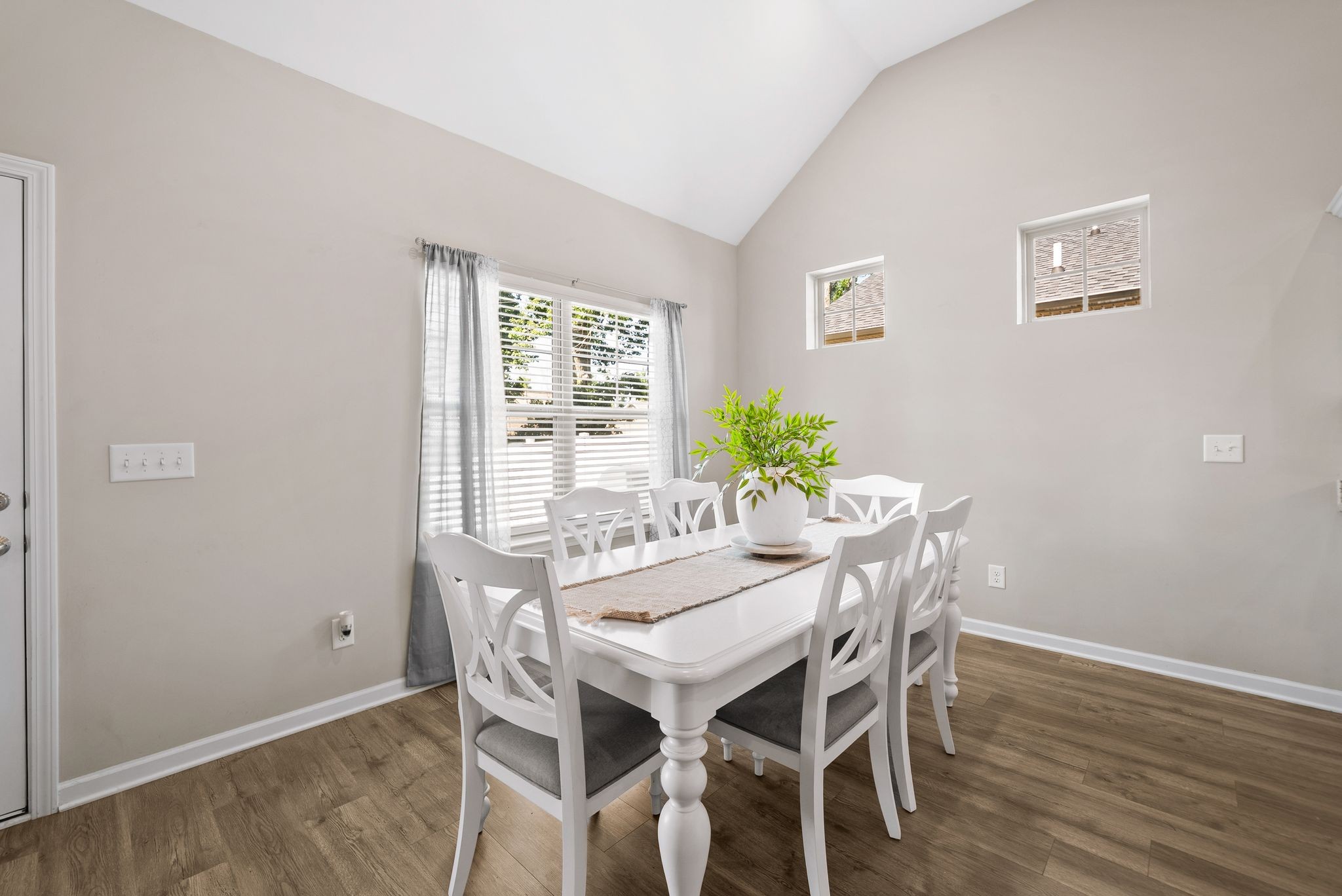 262 Thorpe Dr