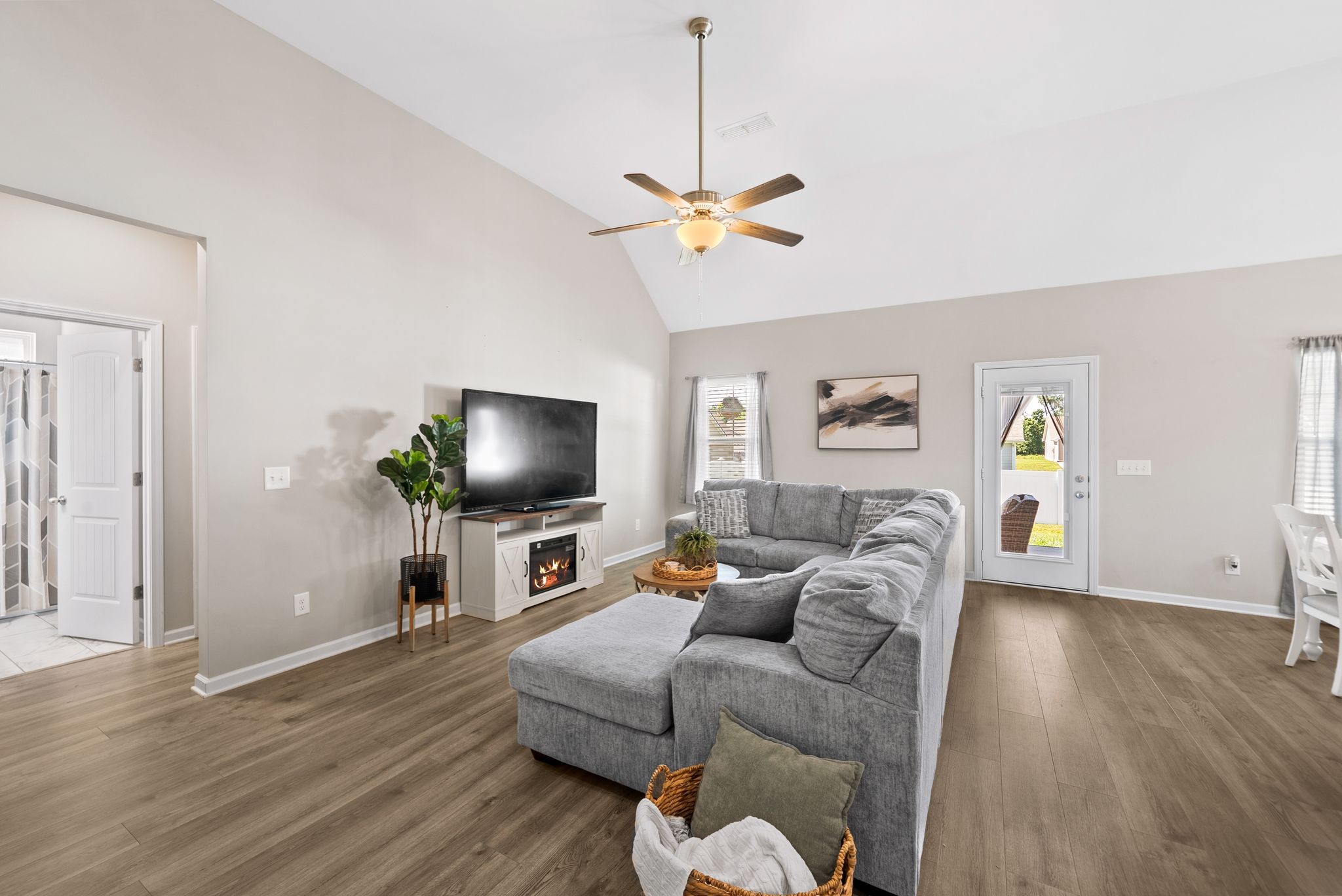 262 Thorpe Dr
