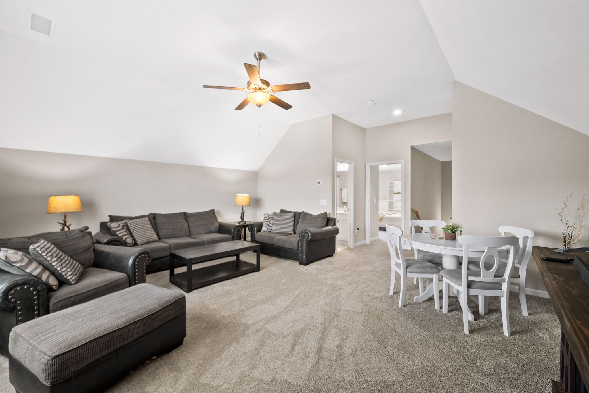 262 Thorpe Dr