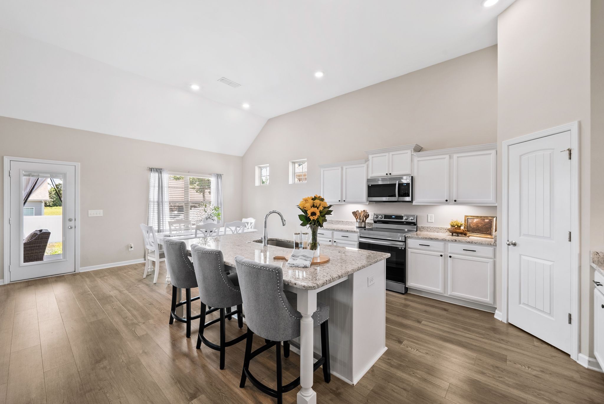 262 Thorpe Dr