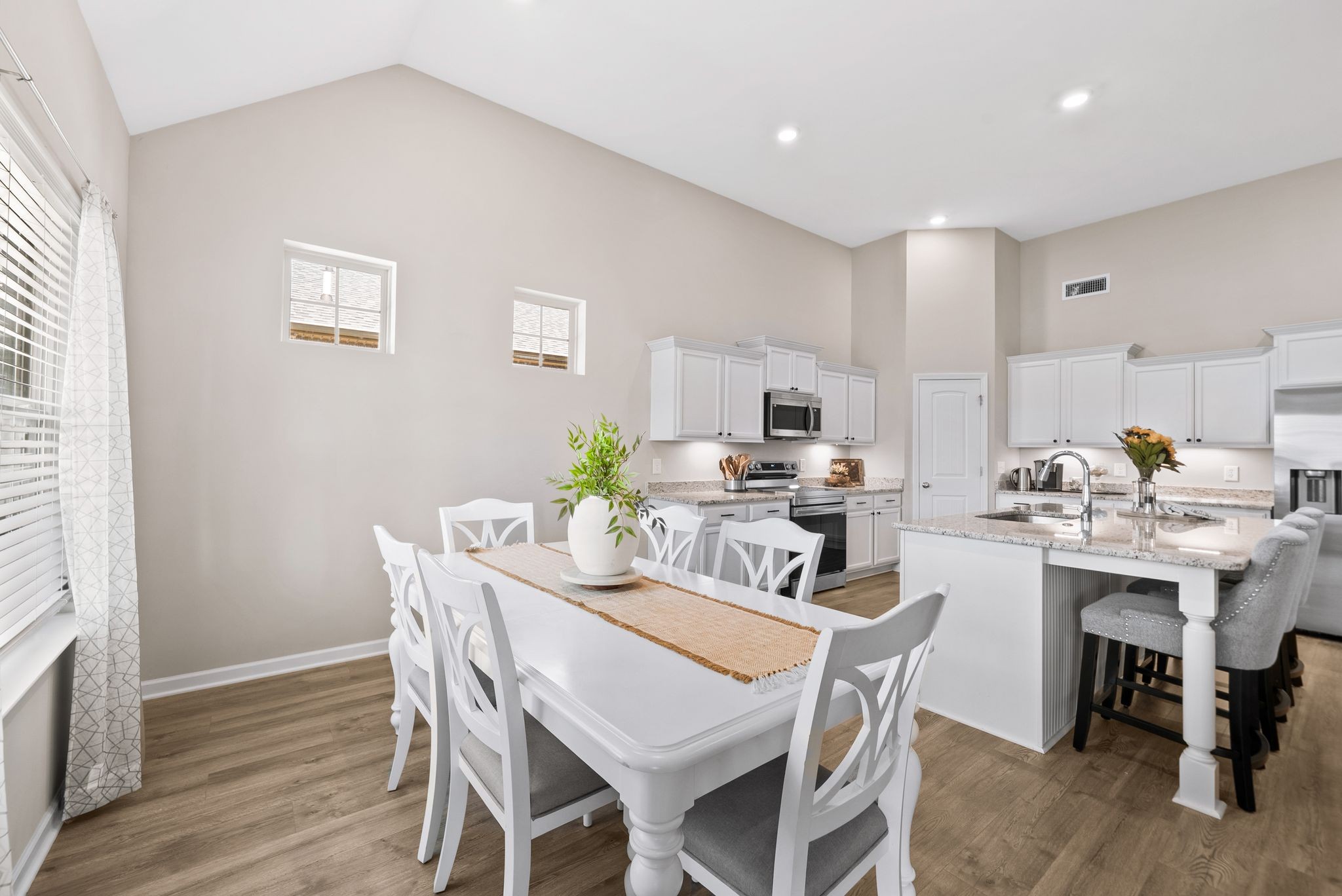 262 Thorpe Dr