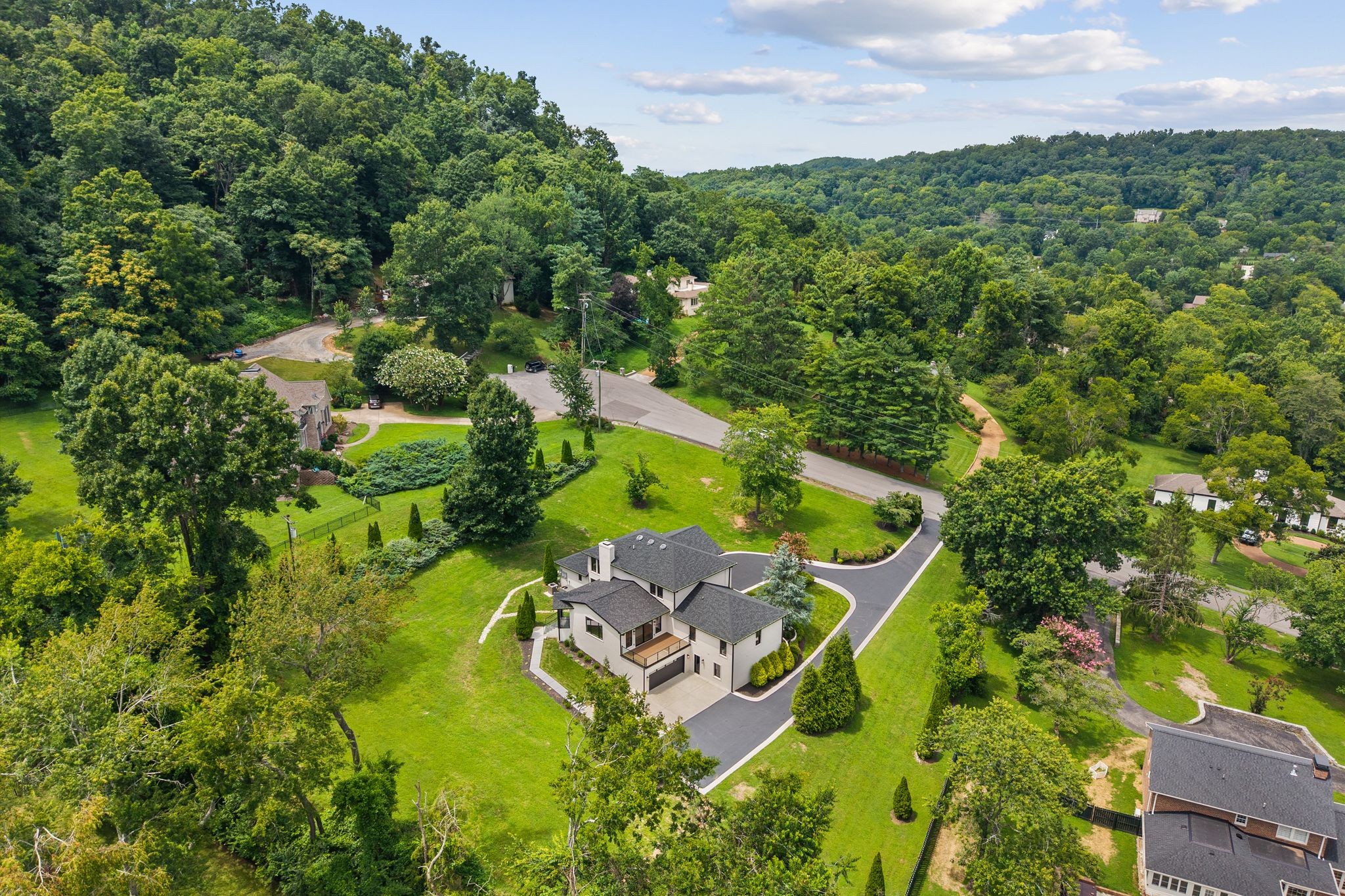1235 Carl Seyfert Memorial Dr