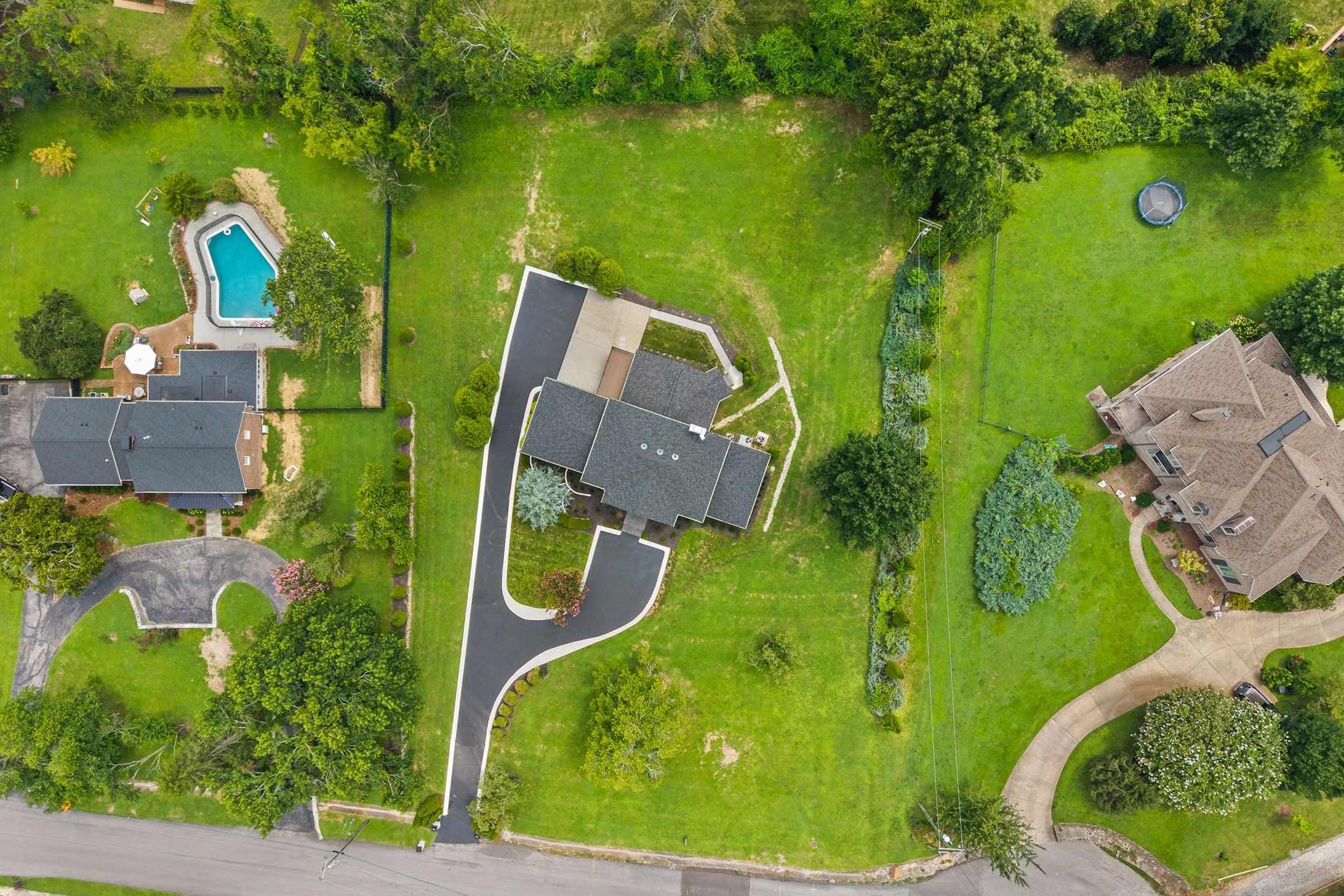 1235 Carl Seyfert Memorial Dr