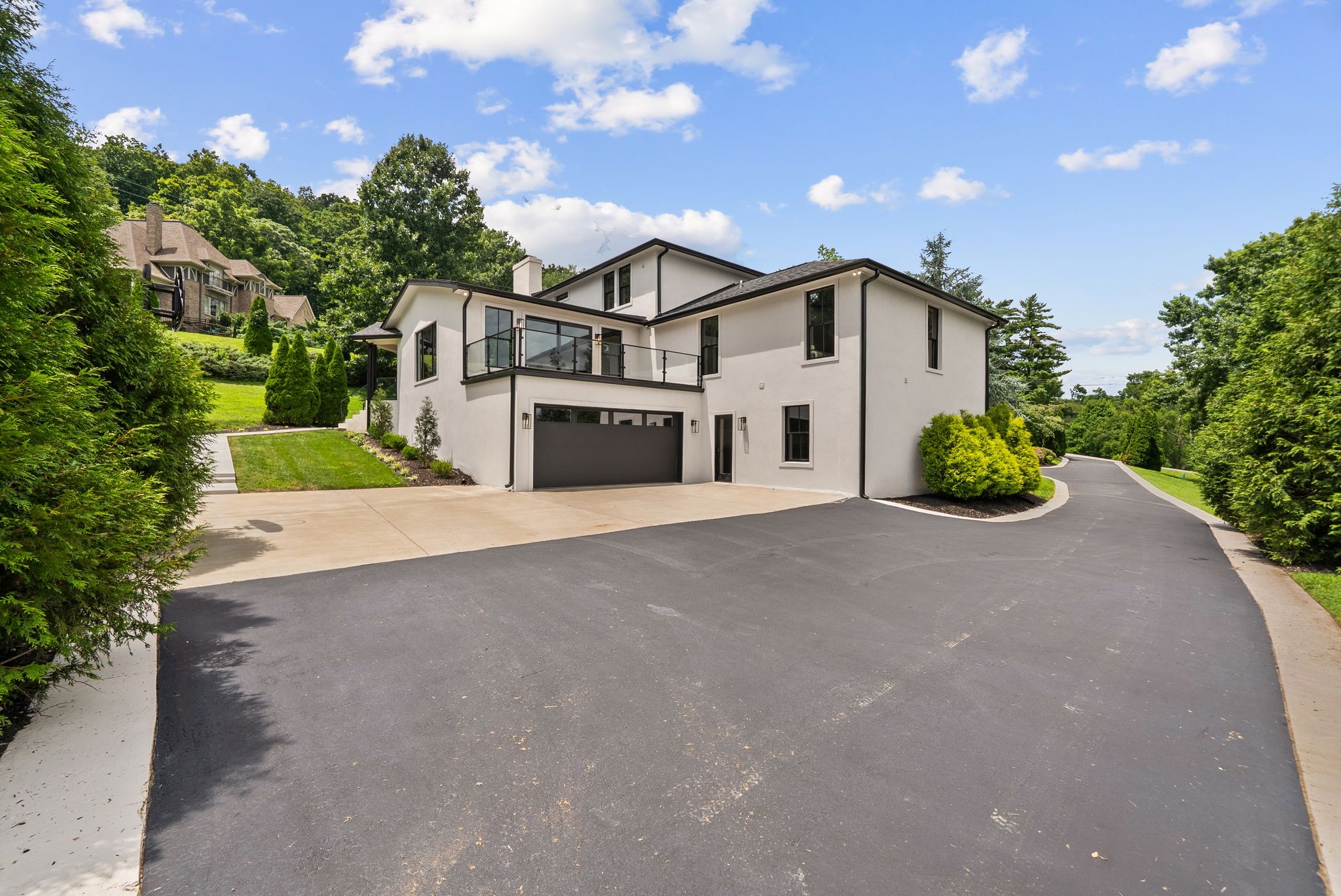 1235 Carl Seyfert Memorial Dr