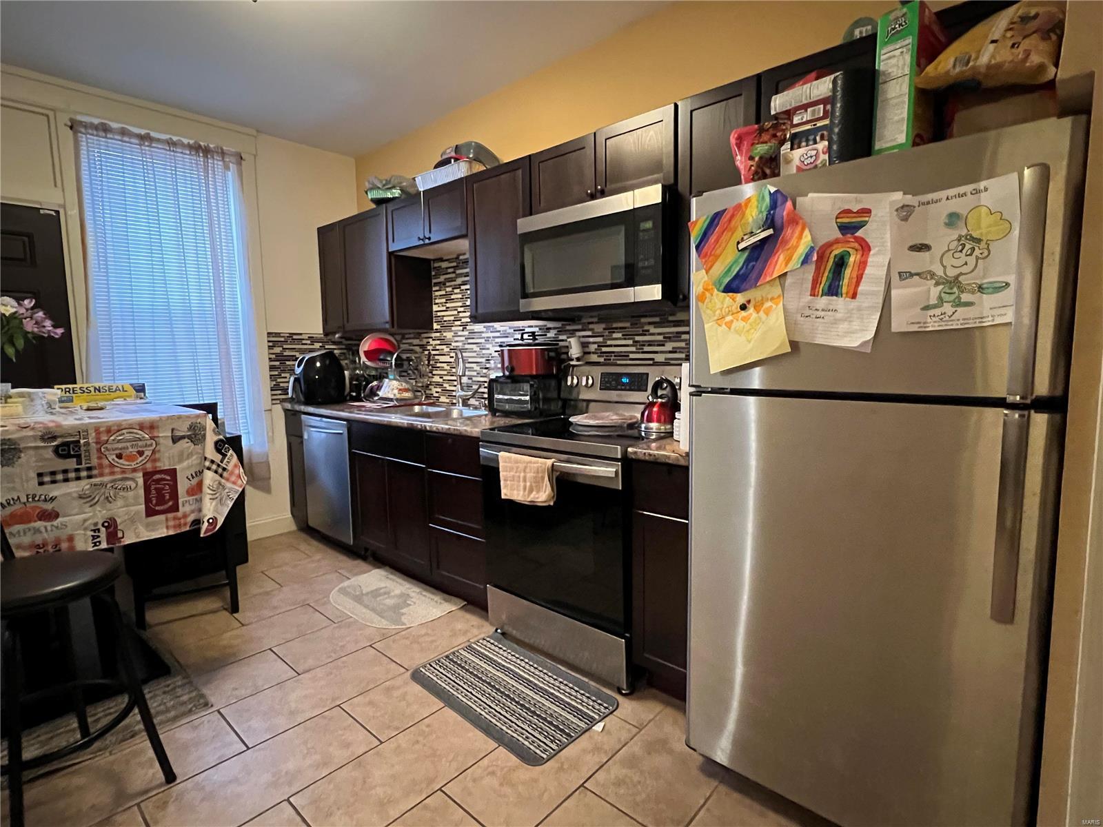 4527 Varrelmann Avenue