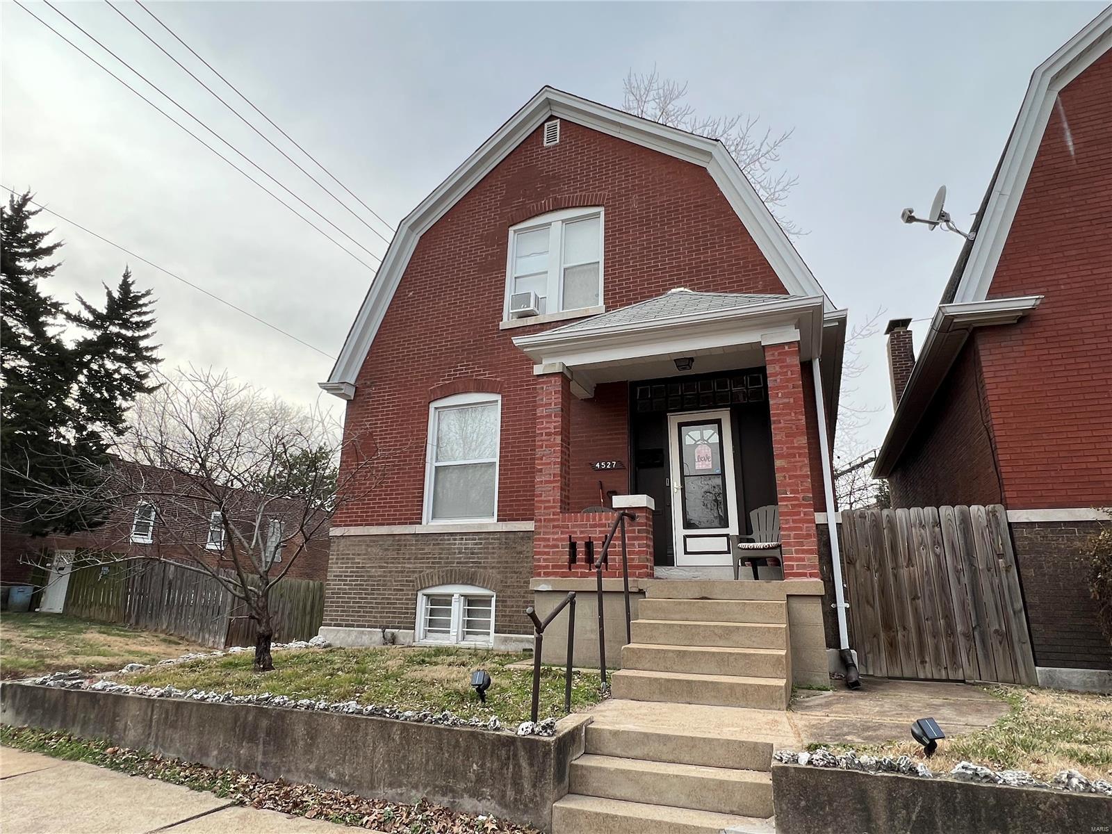 4527 Varrelmann Avenue