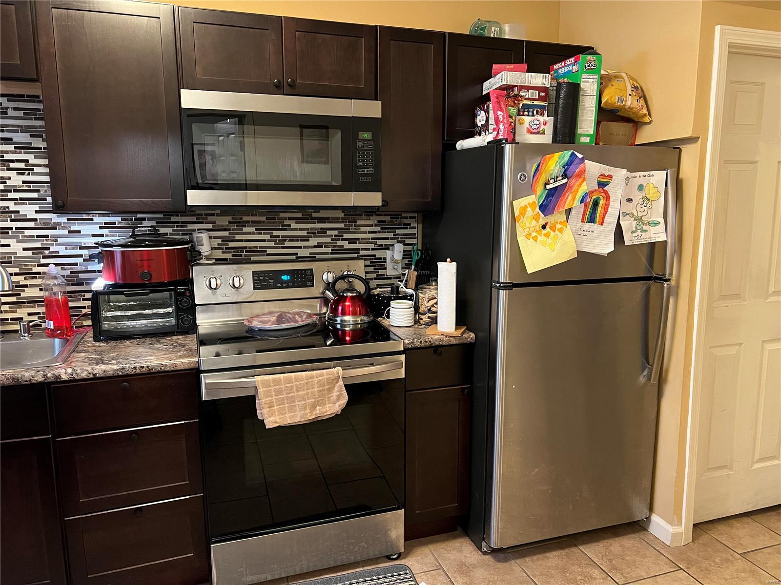 4527 Varrelmann Avenue