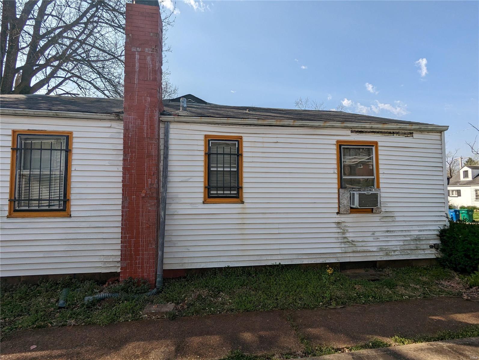 1502 Bradford Avenue