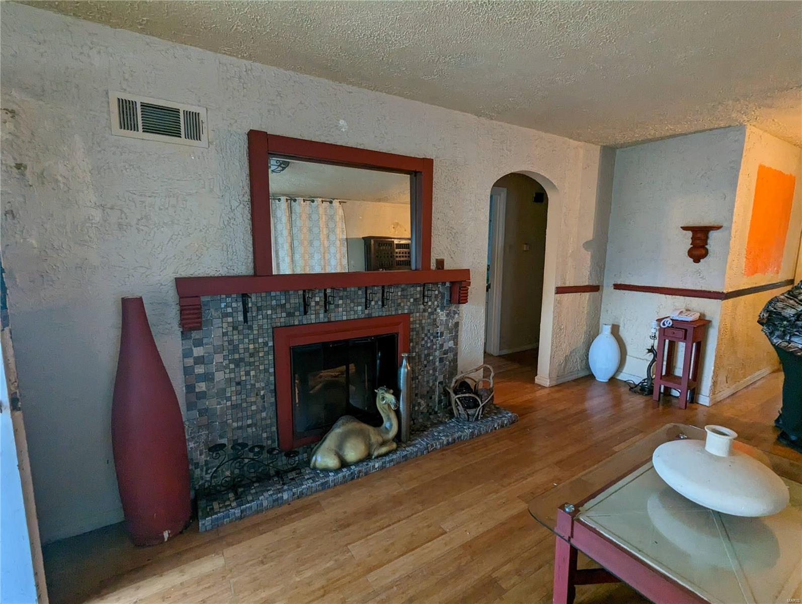 1502 Bradford Avenue